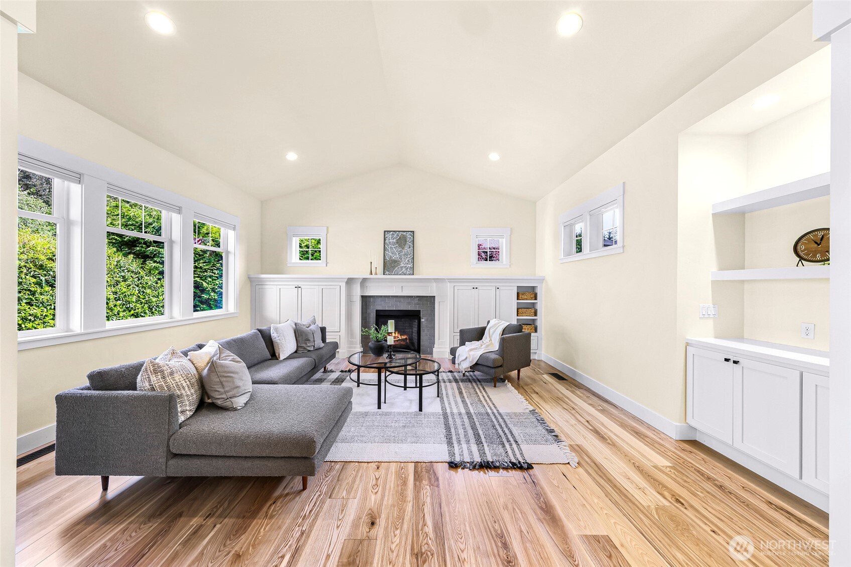 3813 Rock Ridge Parkway