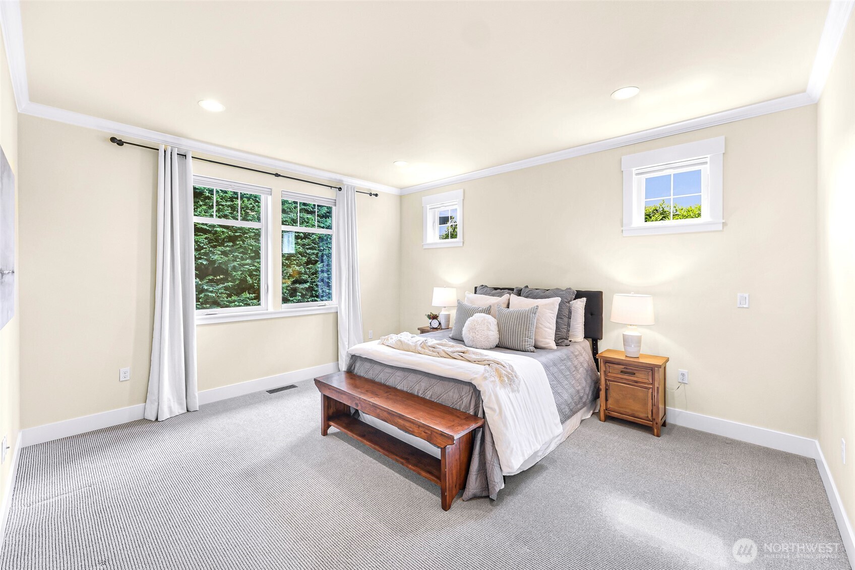 3813 Rock Ridge Parkway