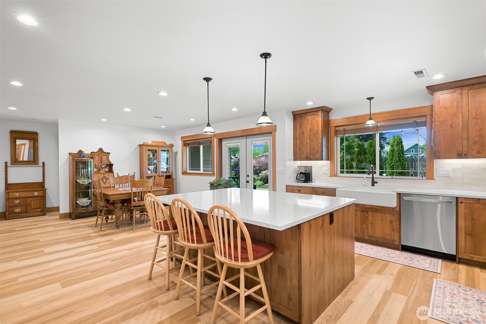 502 Westview Place