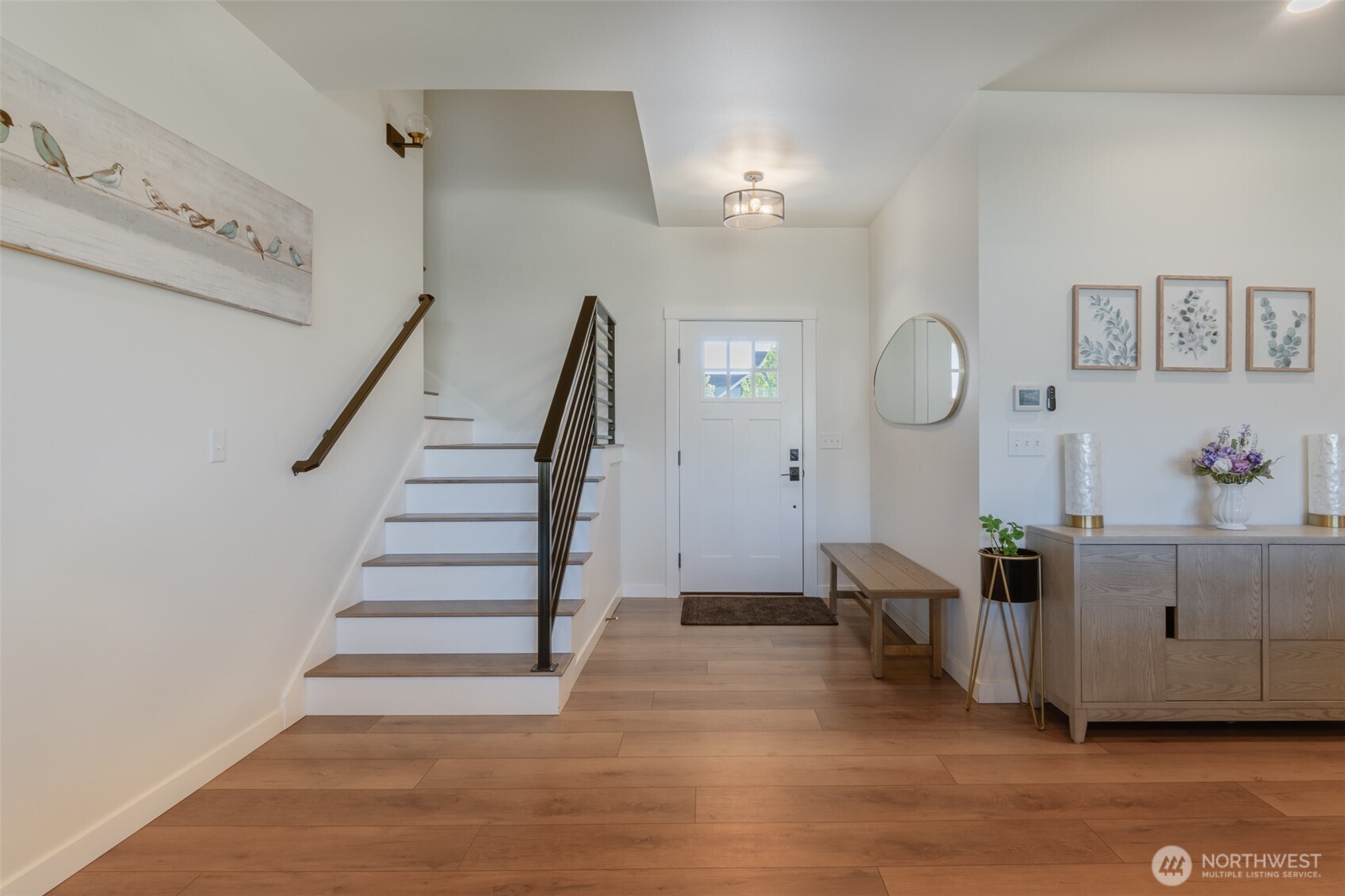 806 Mapleridge Drive