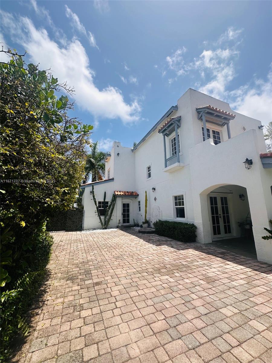 375 Plymouth Rd # 0