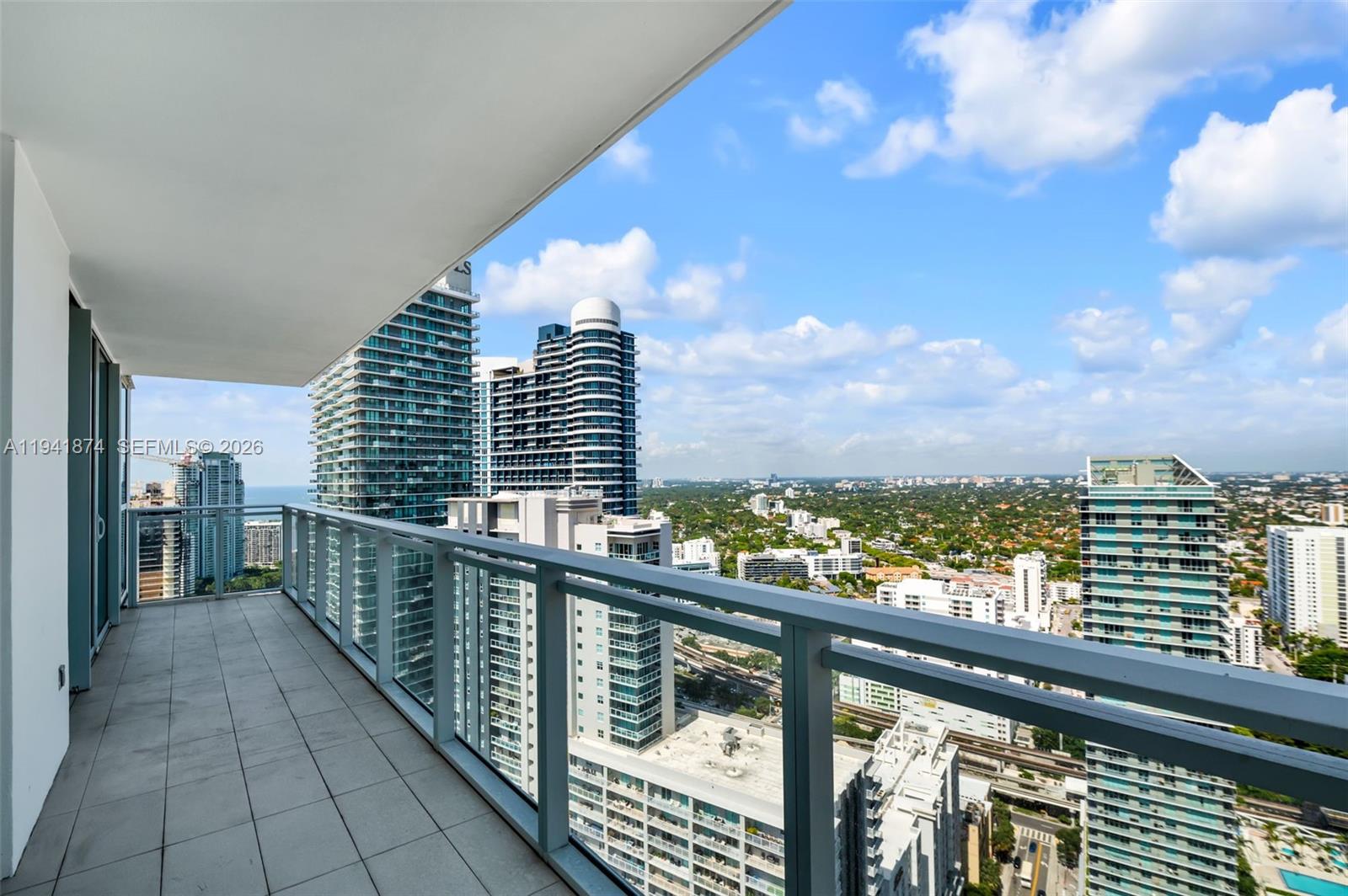 1080 Brickell Ave # 3901 Unit: 3900-3901