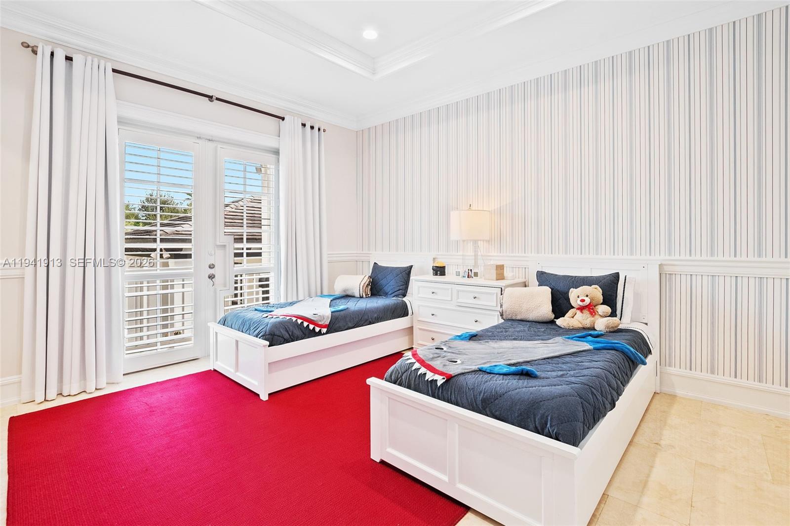 5901 Rolling Road Dr