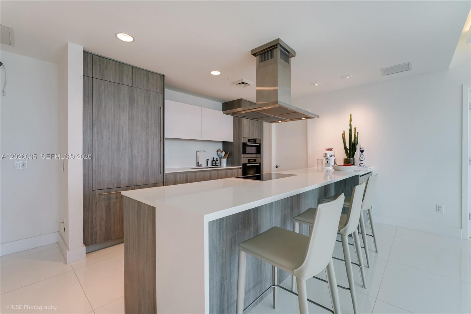 350 Ocean Dr # 405N