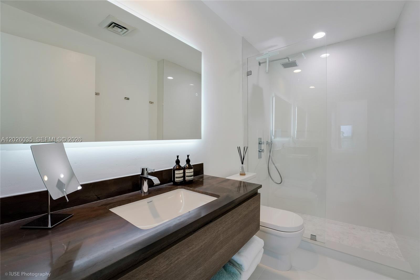 350 Ocean Dr # 405N