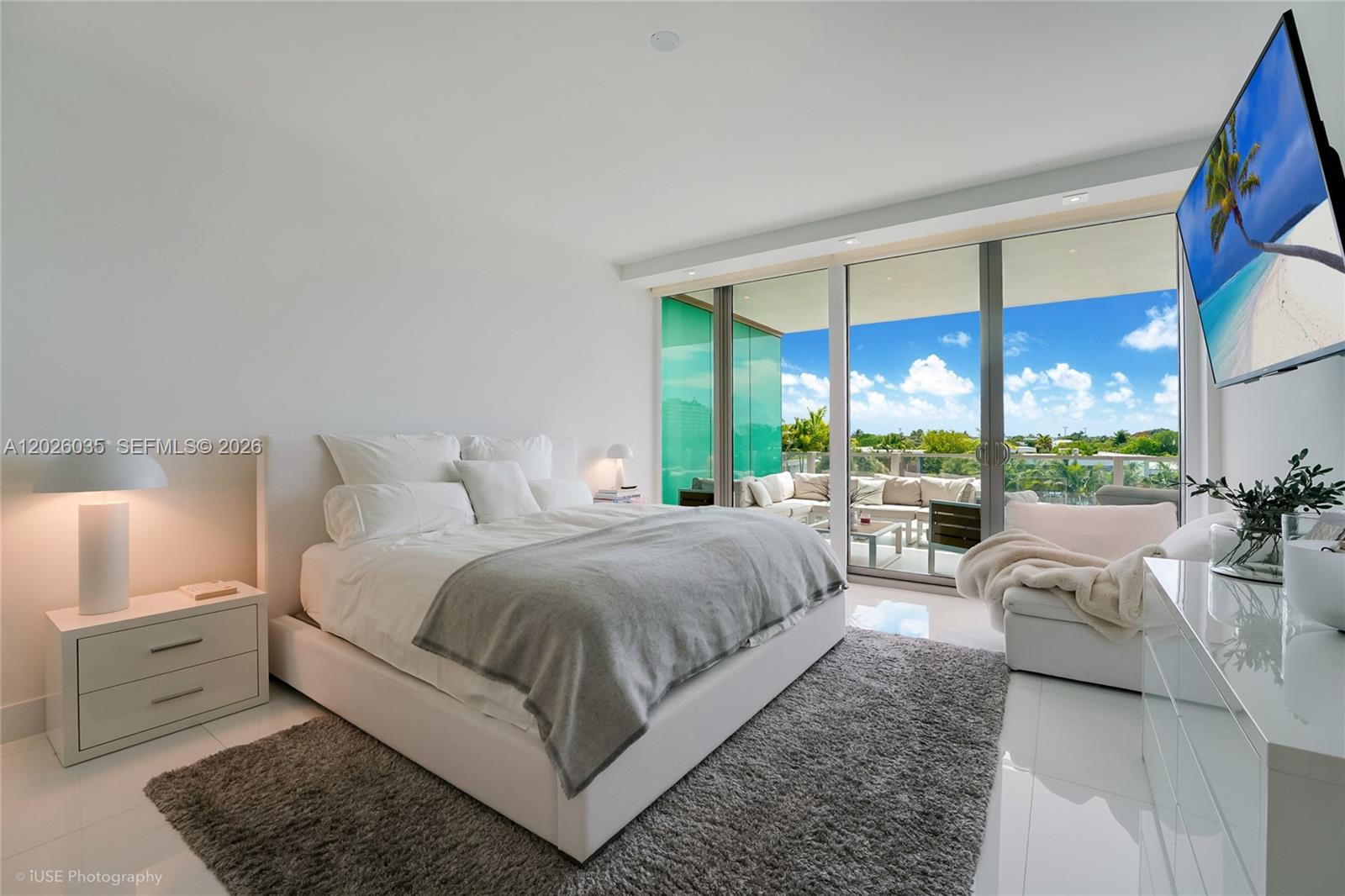 350 Ocean Dr # 405N