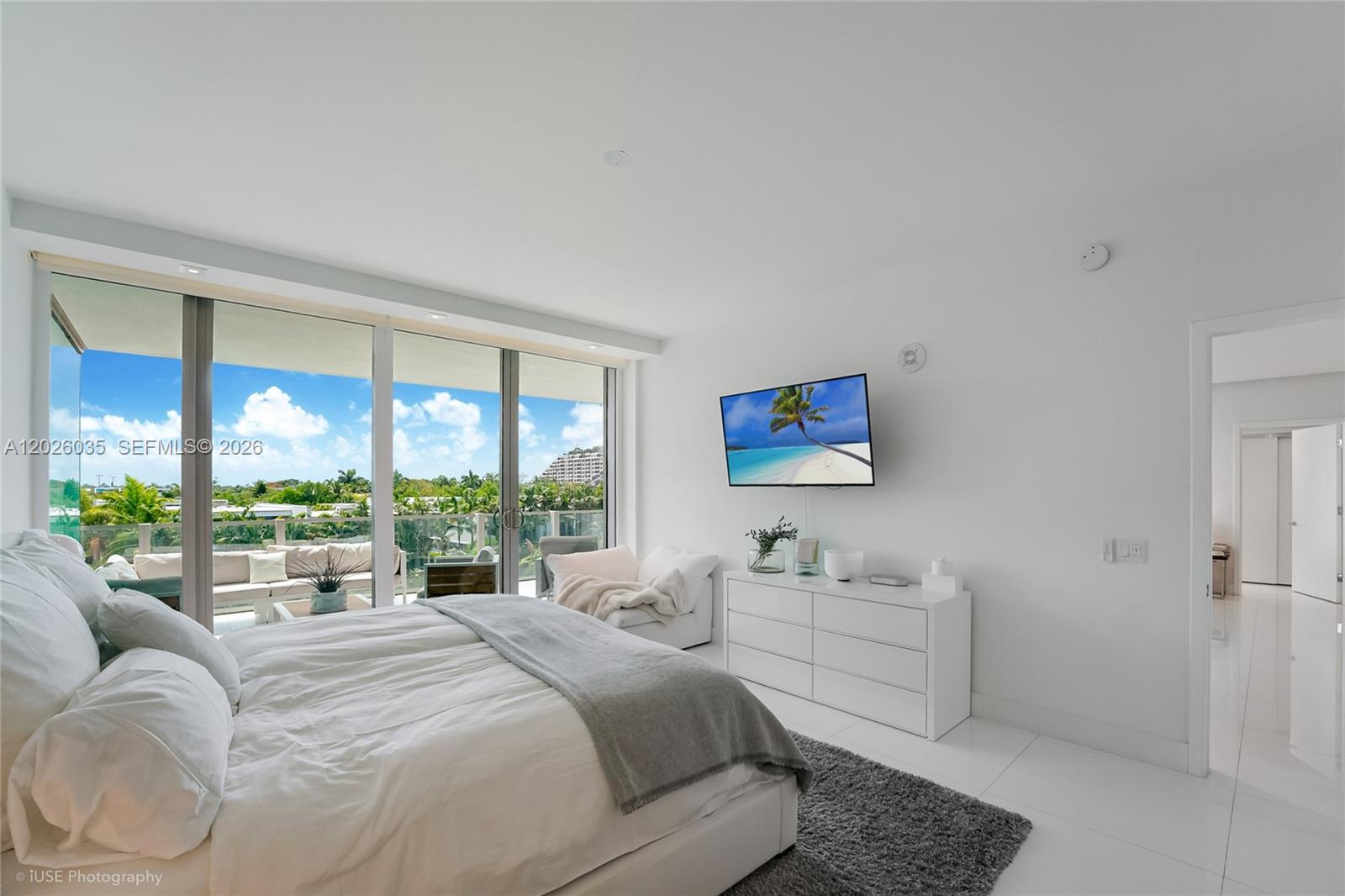 350 Ocean Dr # 405N