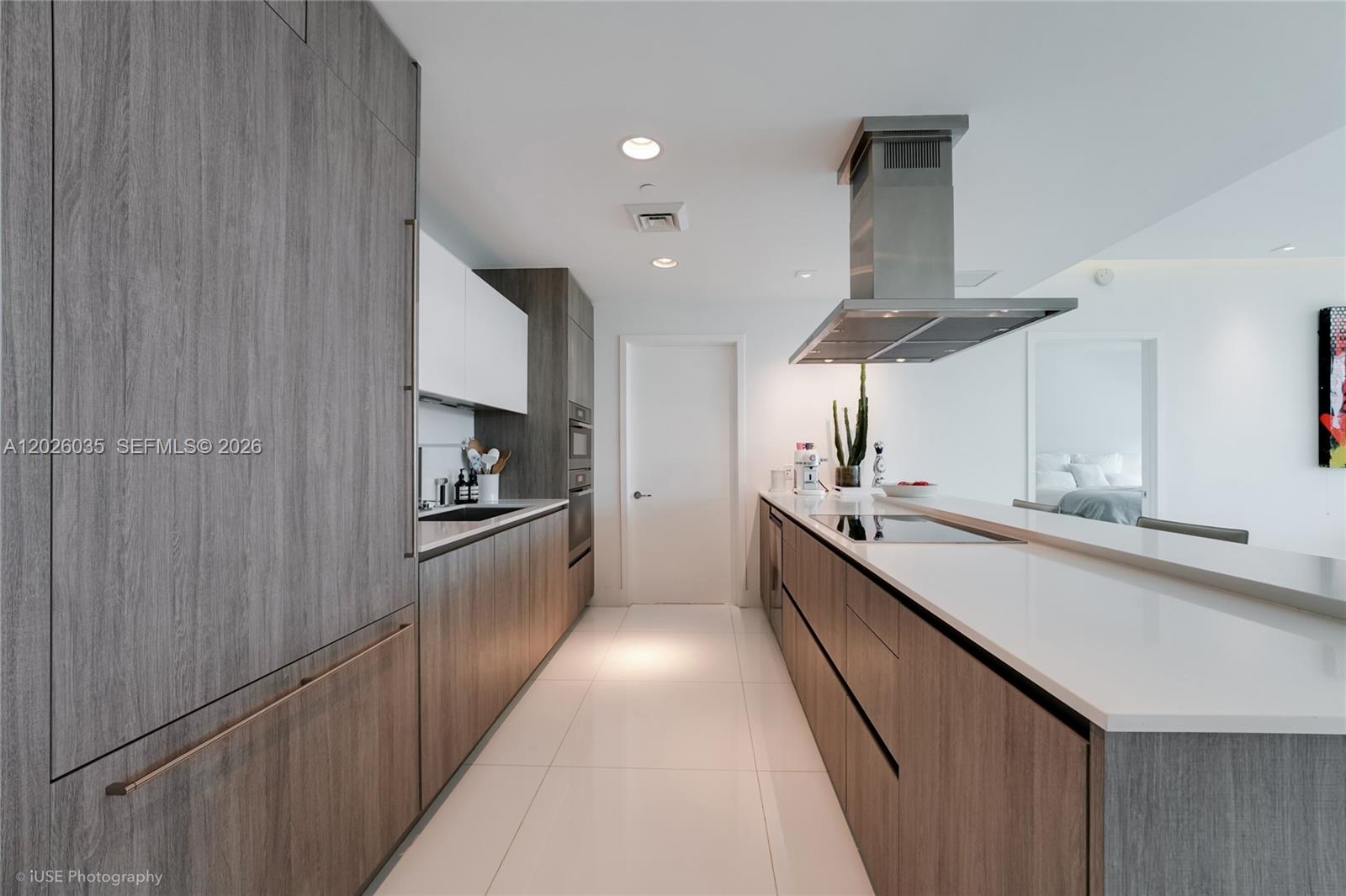 350 Ocean Dr # 405N