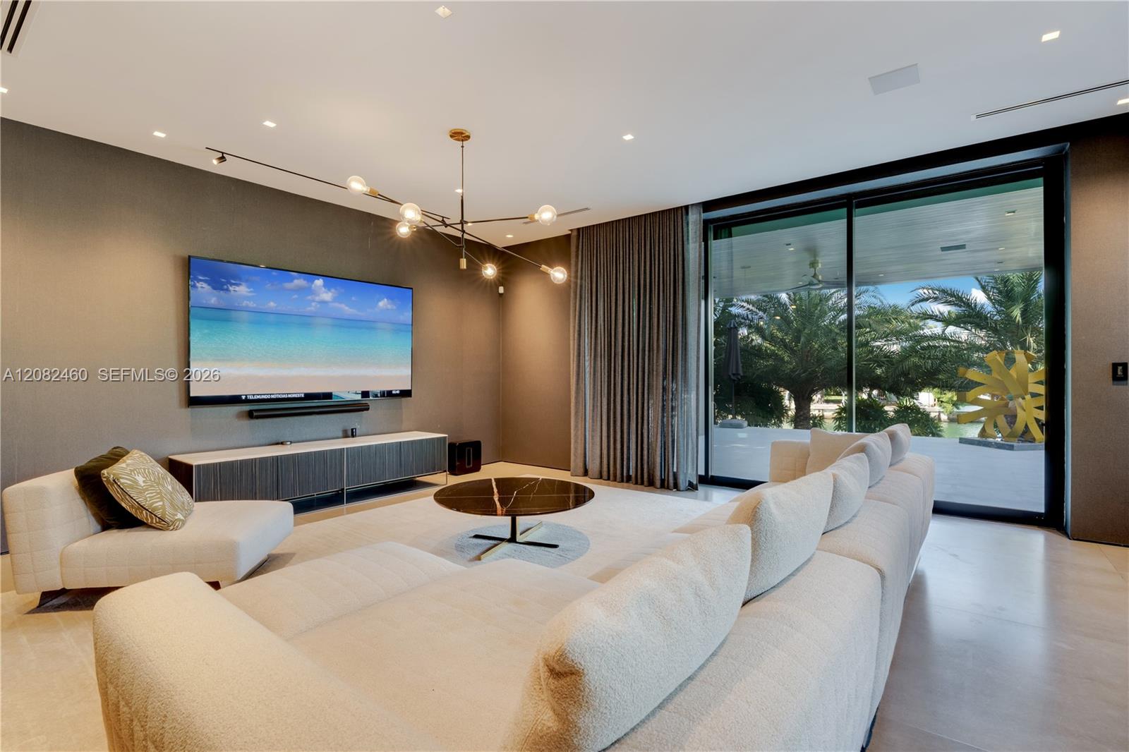 131 Cape Florida Dr