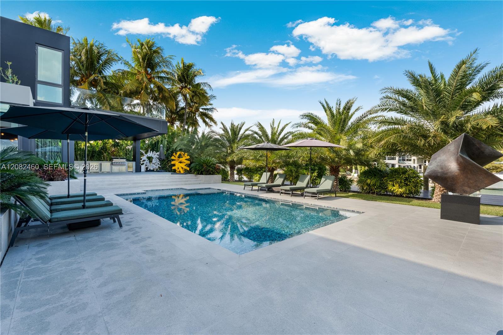 131 Cape Florida Dr