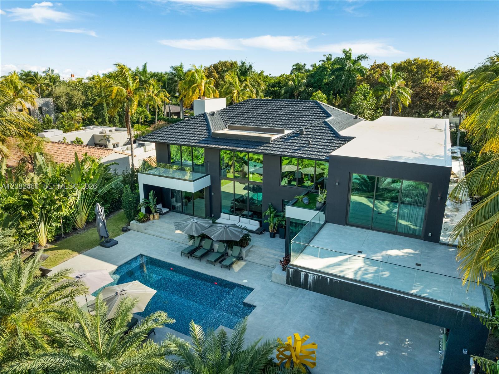 131 Cape Florida Dr