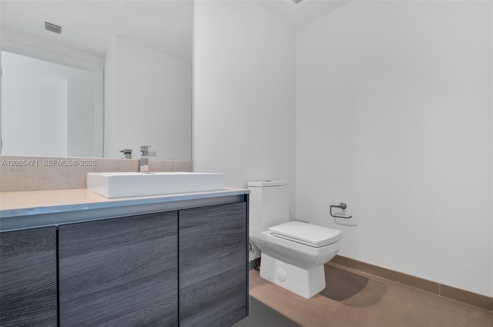 1080 Brickell Ave # 3901 Unit: 3900-3901