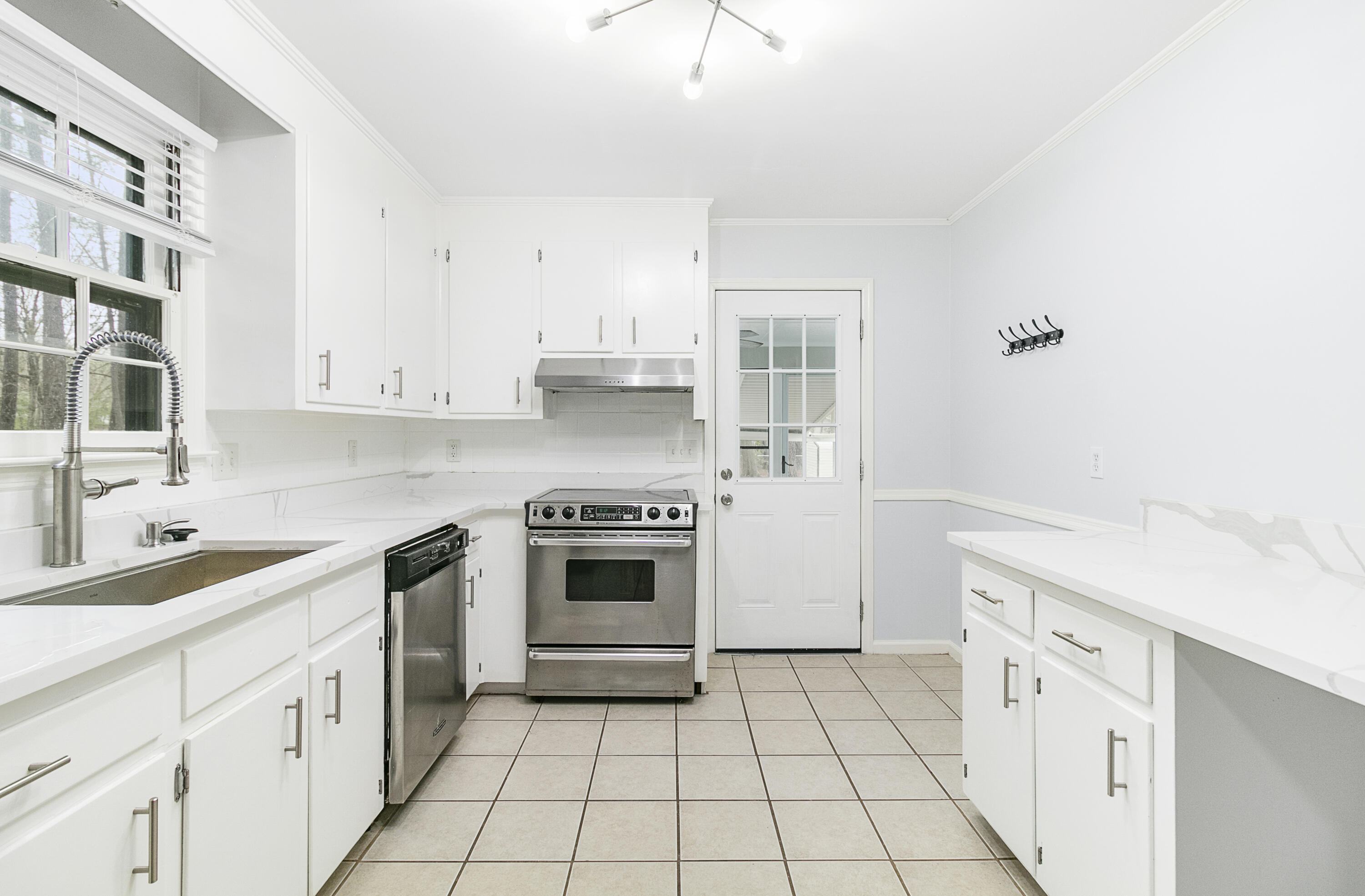 1775 Elm Road