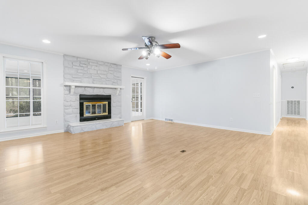 1775 Elm Road