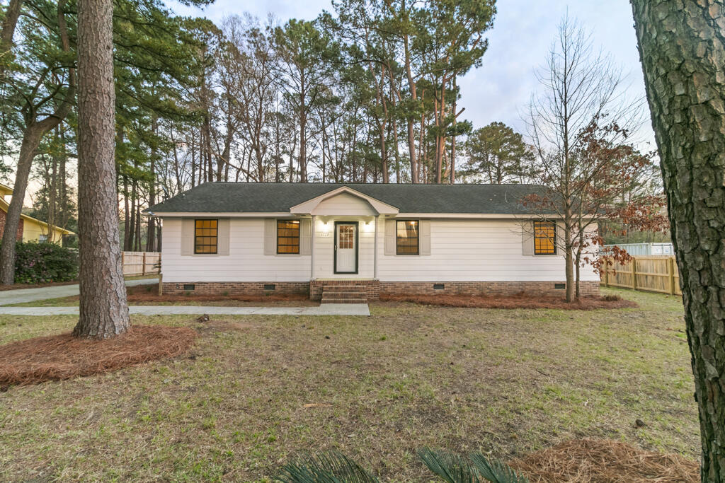 1775 Elm Road