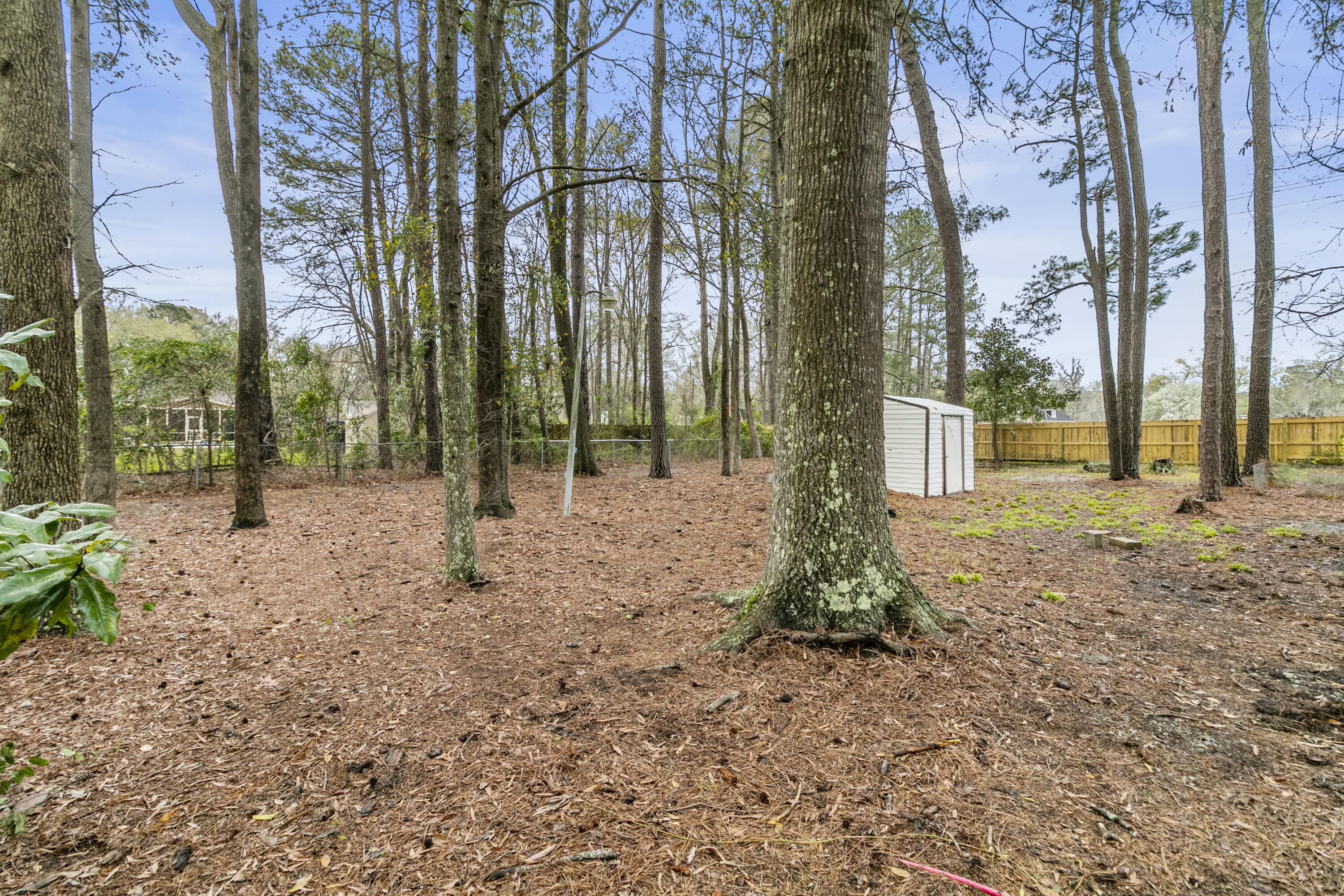 1775 Elm Road