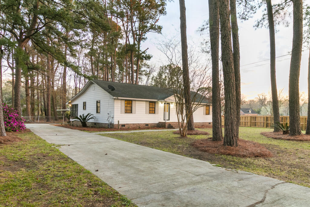 1775 Elm Road