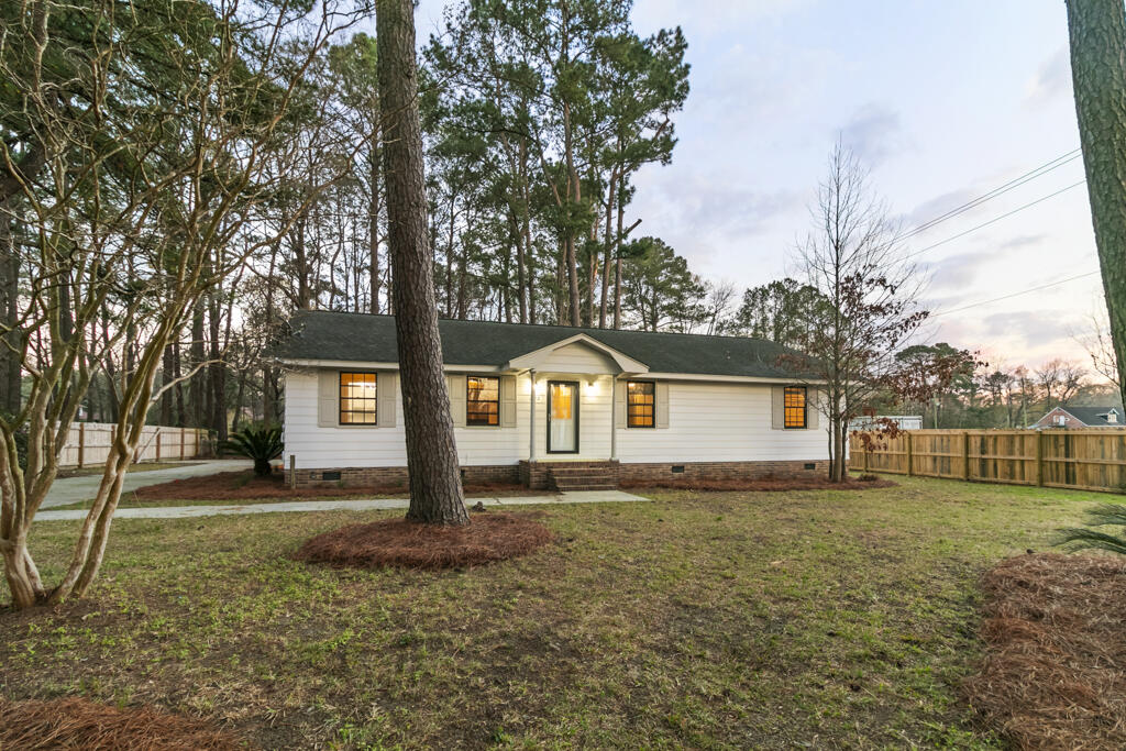 1775 Elm Road