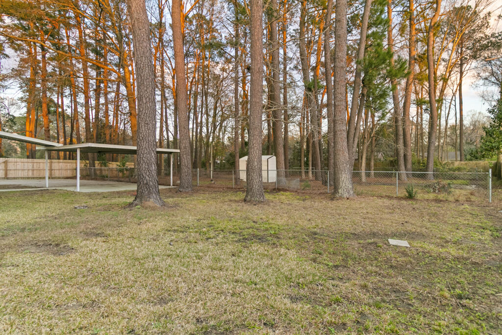 1775 Elm Road