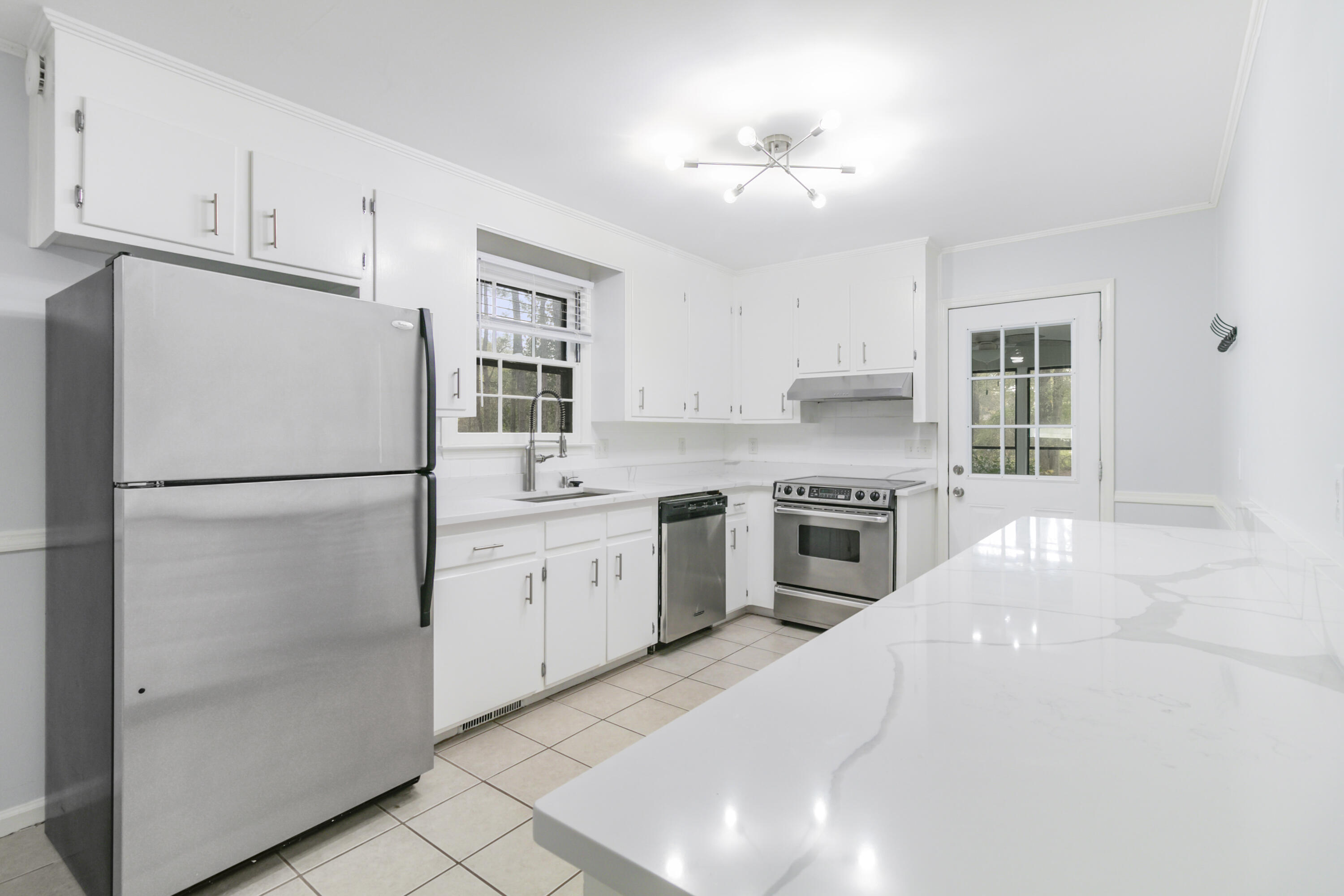 1775 Elm Road