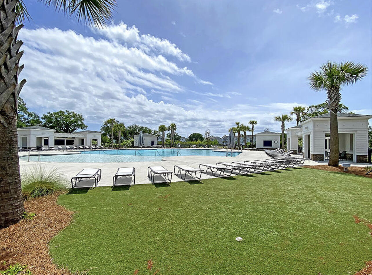 1664 Fort Palmetto Circle