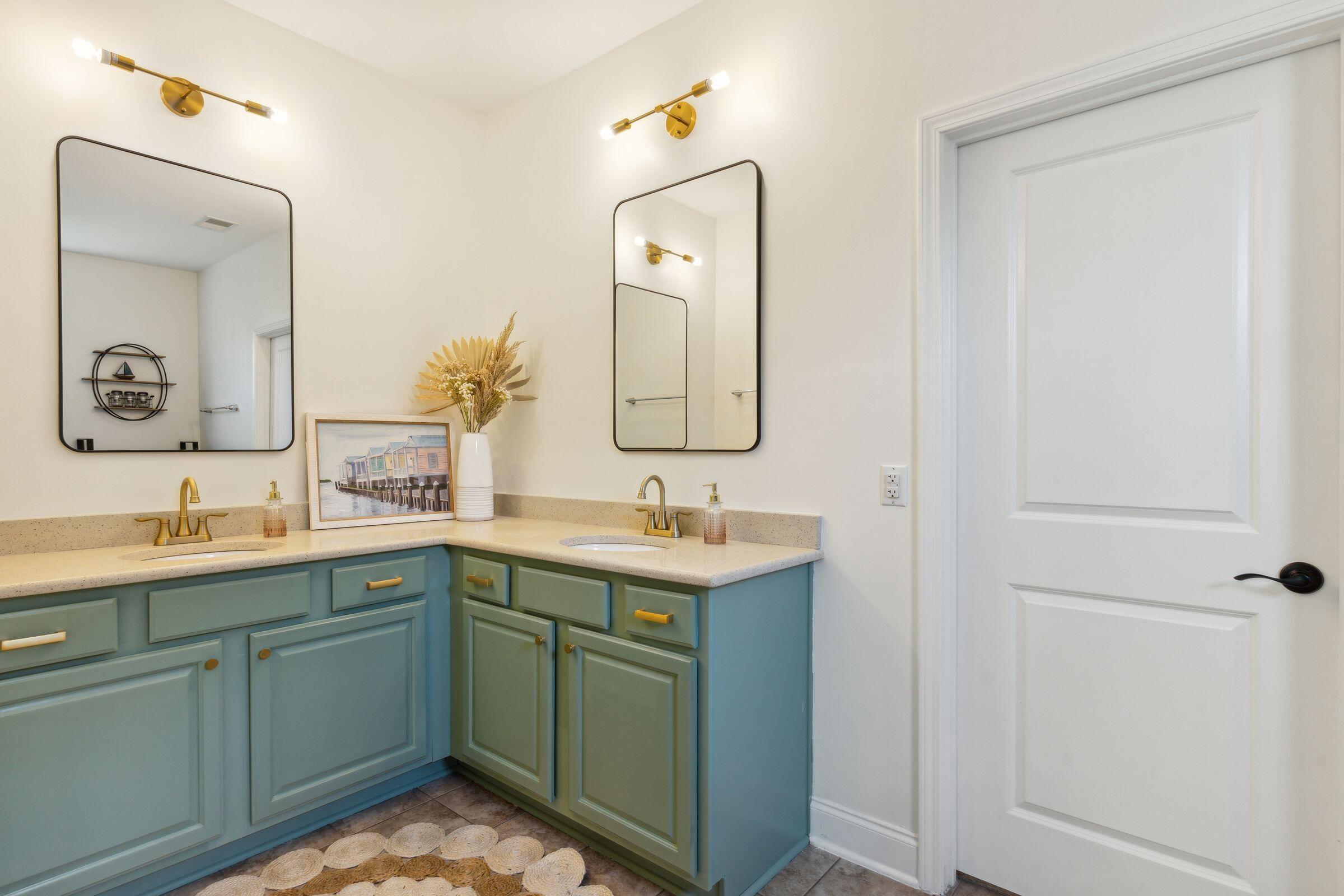 1424 Longspur Drive