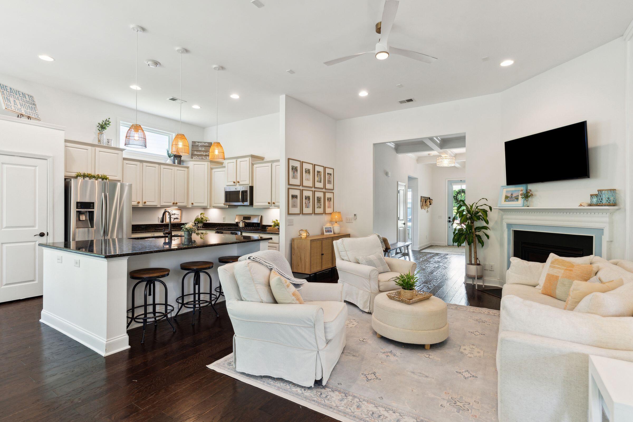 1424 Longspur Drive
