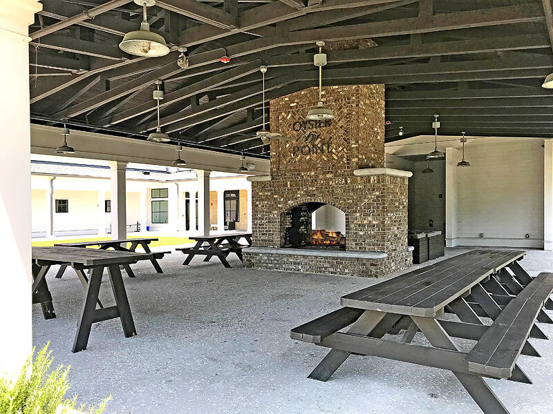 1424 Longspur Drive
