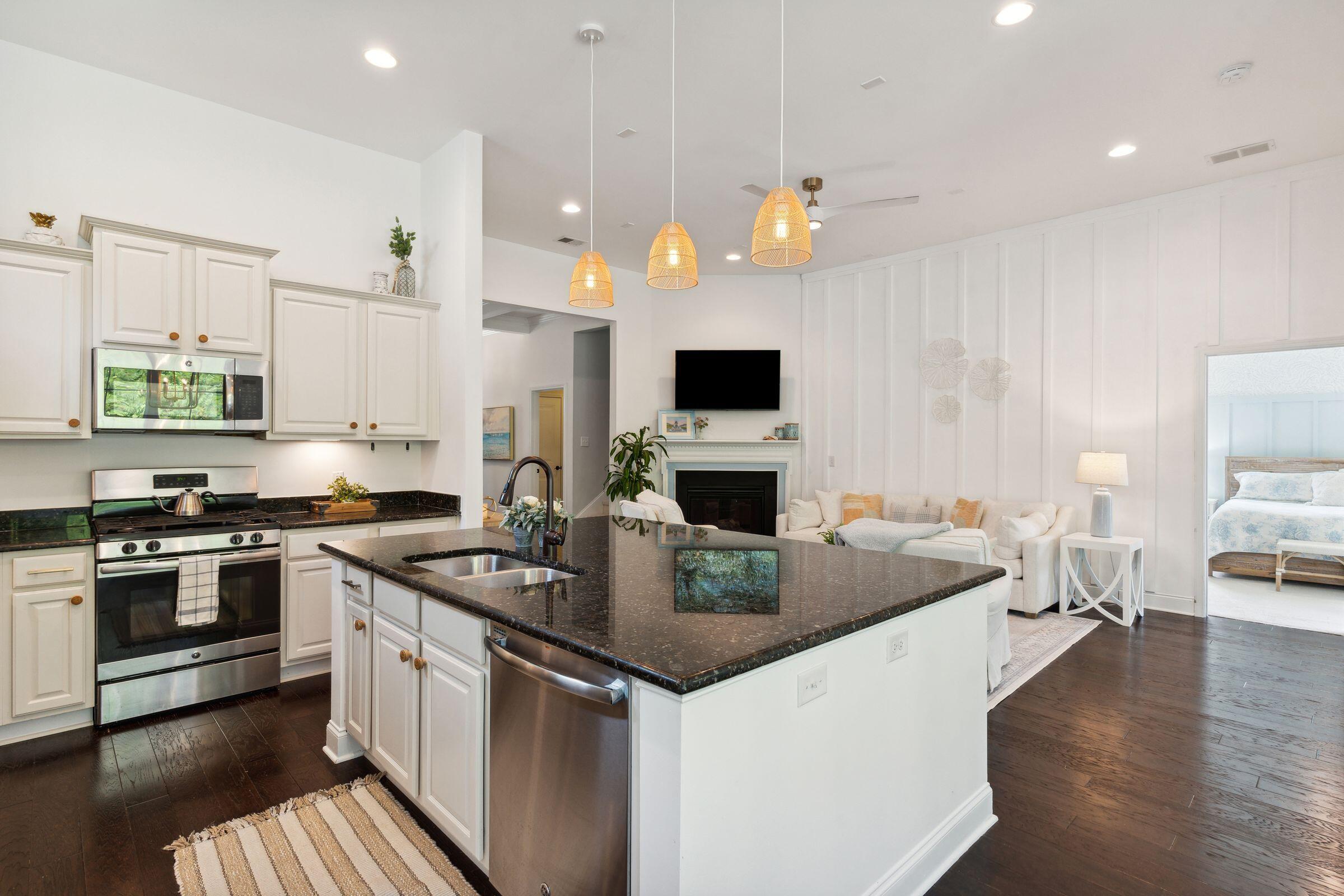 1424 Longspur Drive