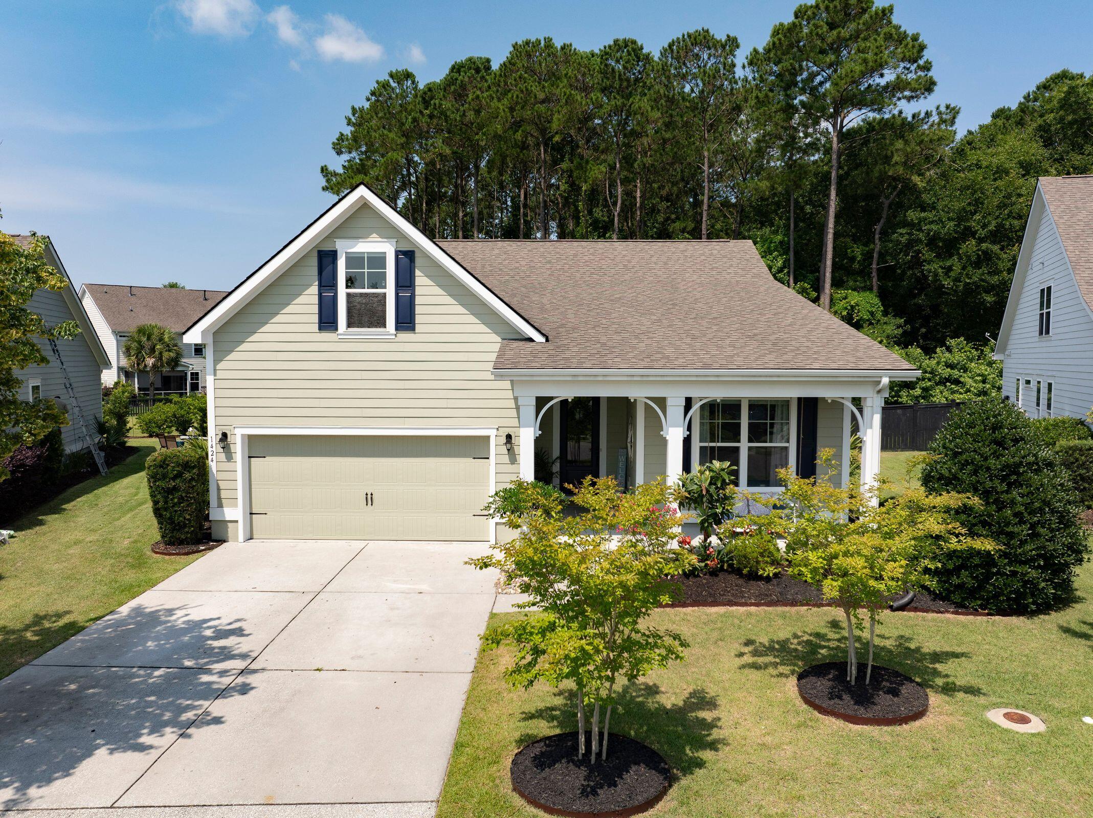 1424 Longspur Drive
