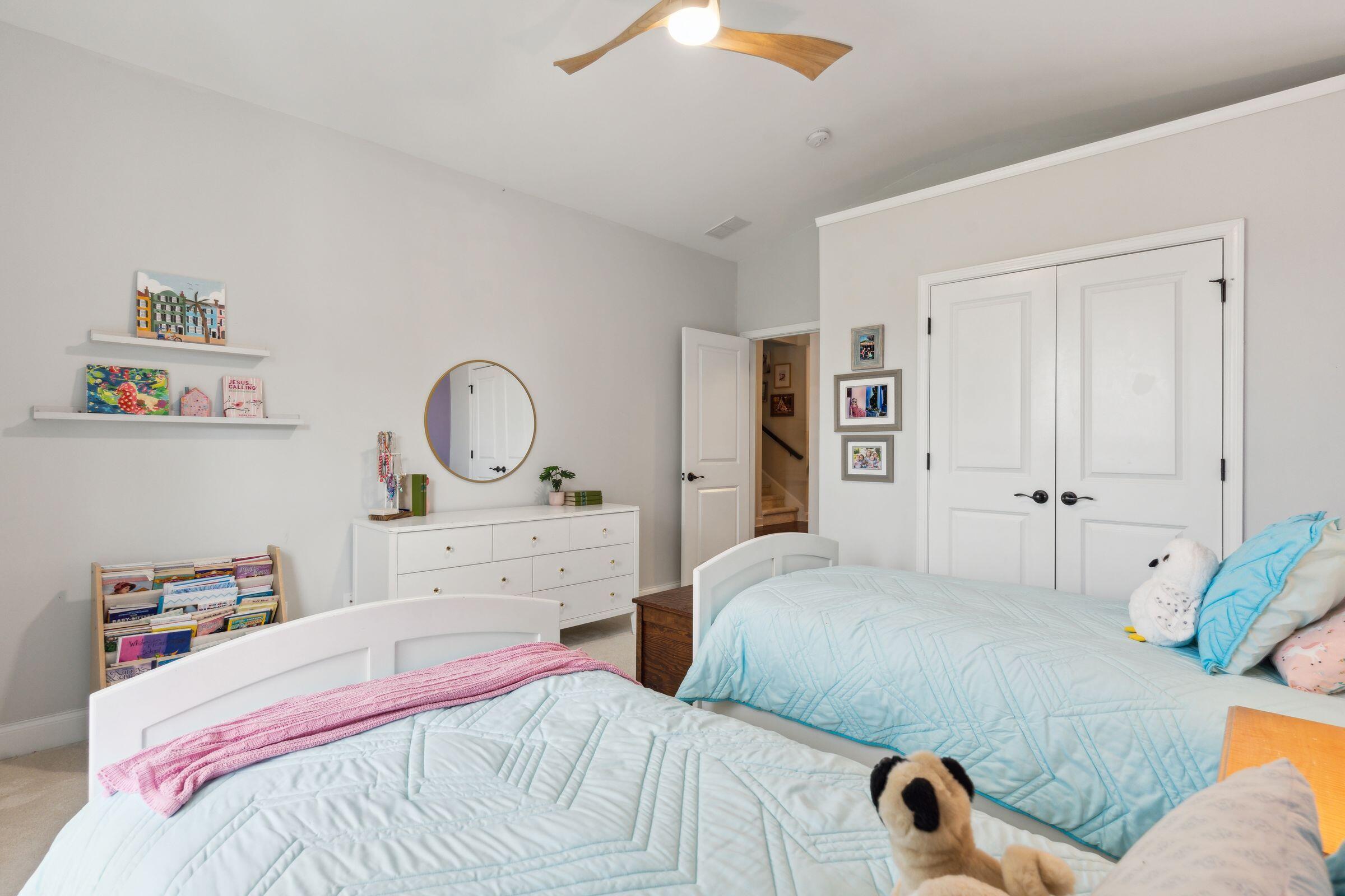 1424 Longspur Drive