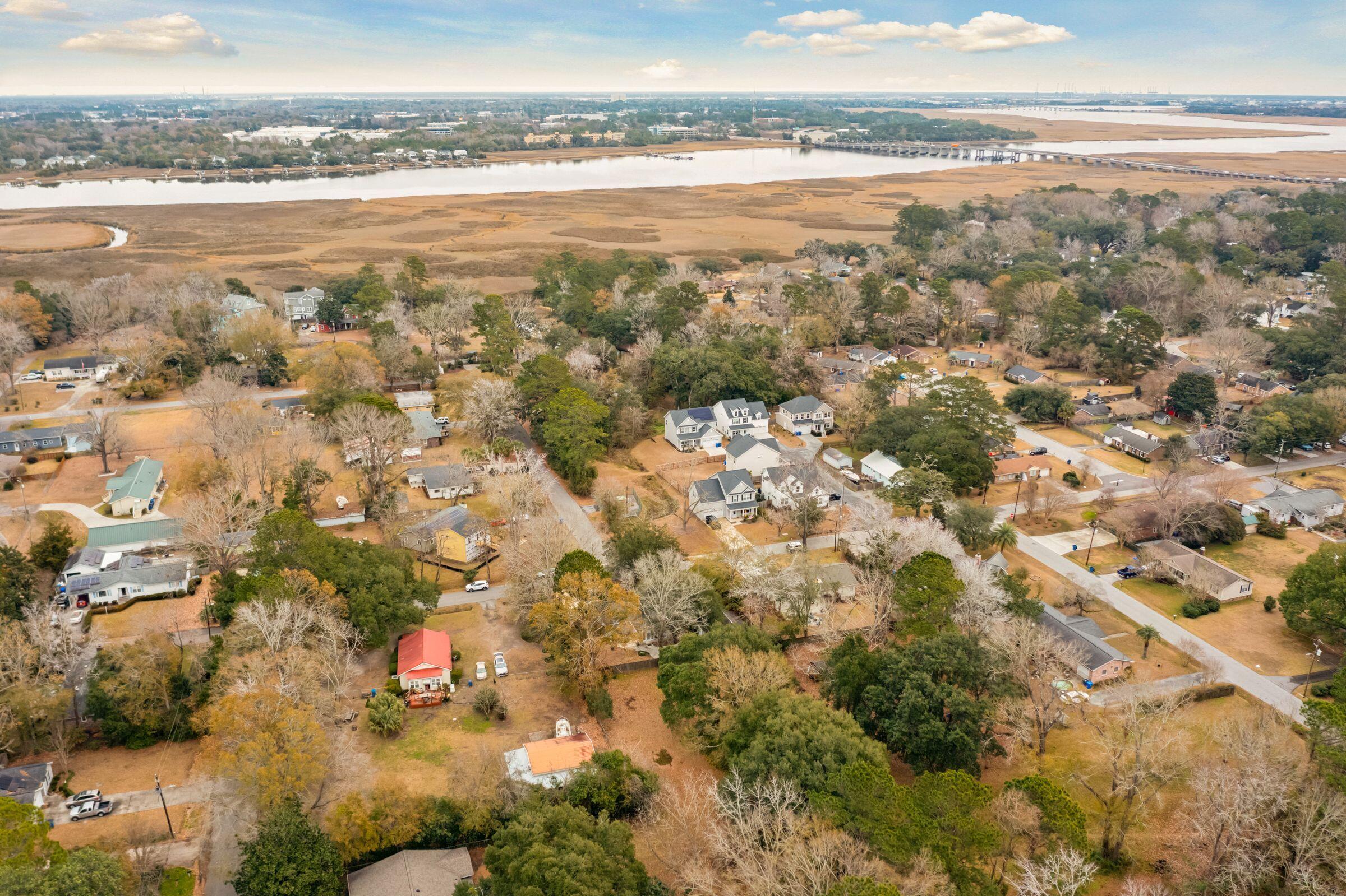 2315 Oakland Road