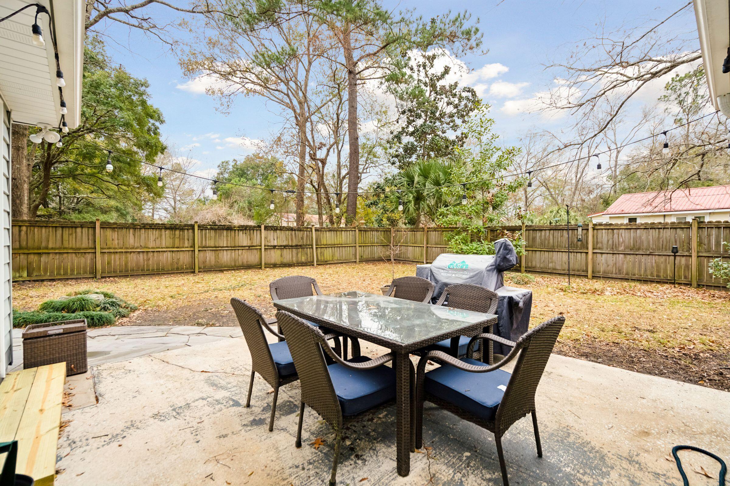 2315 Oakland Road