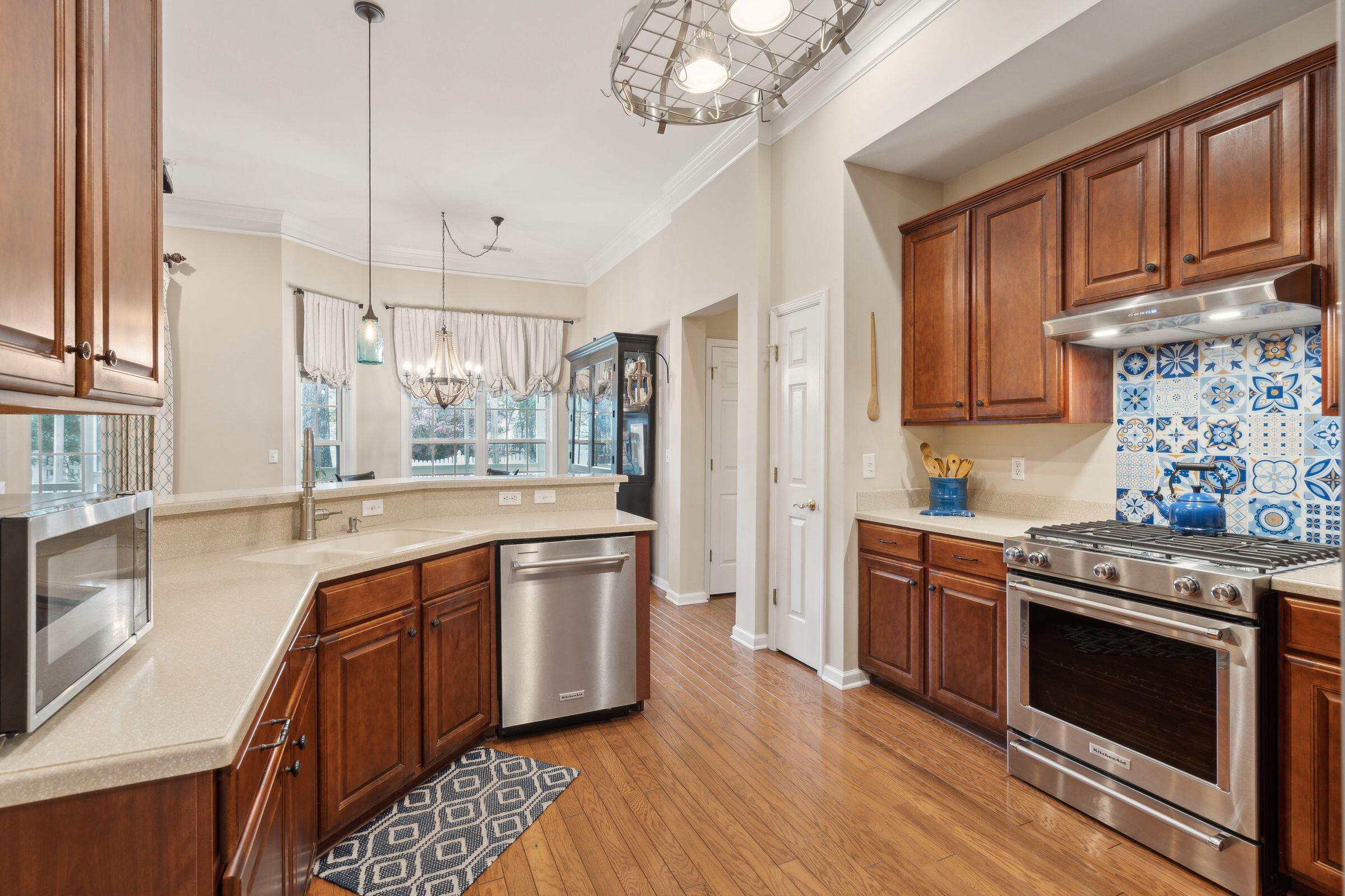 7503 Hawks Circle
