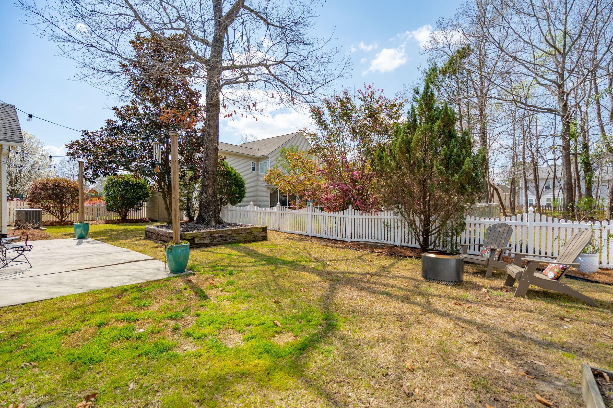 7503 Hawks Circle