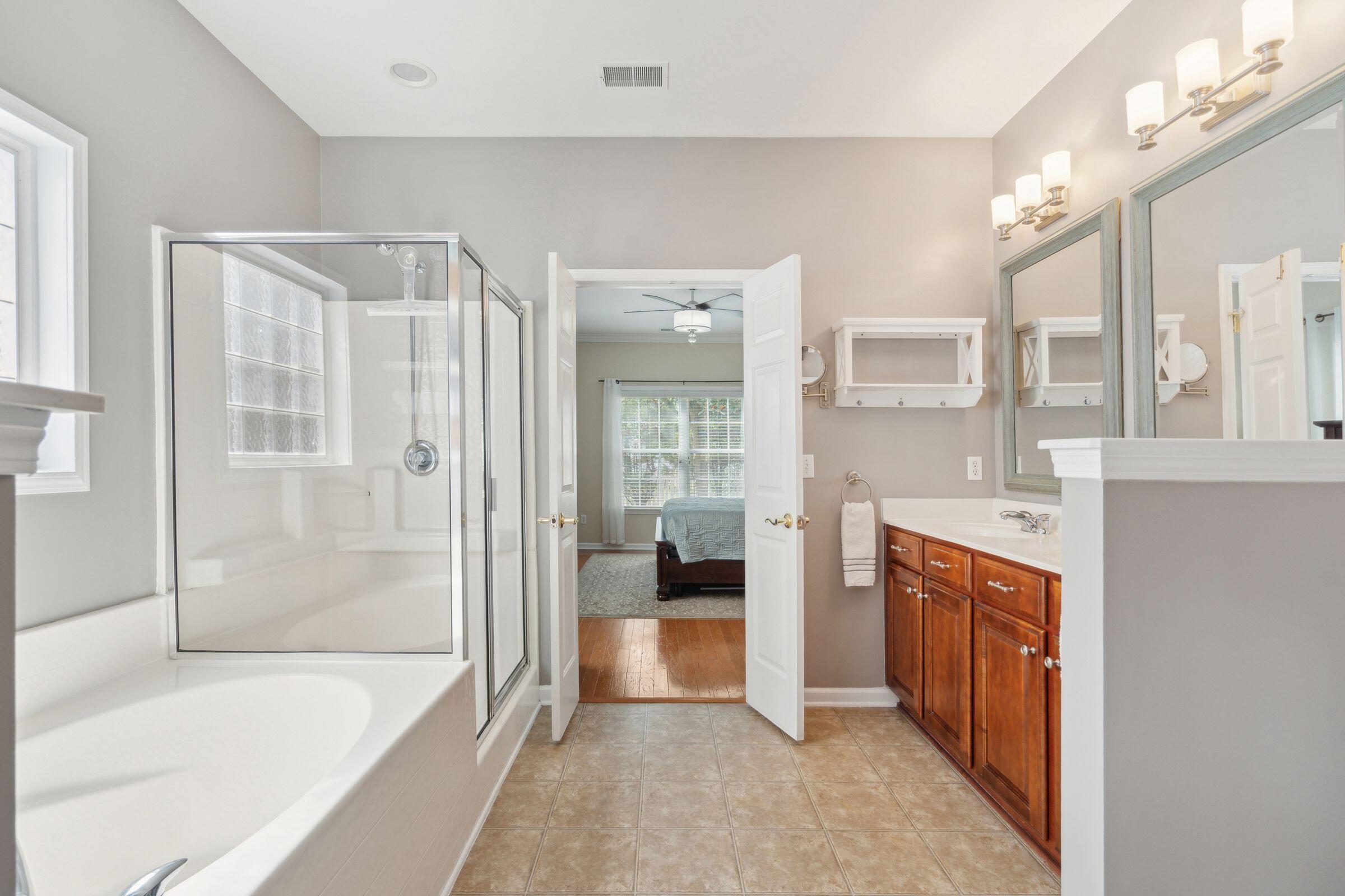7503 Hawks Circle
