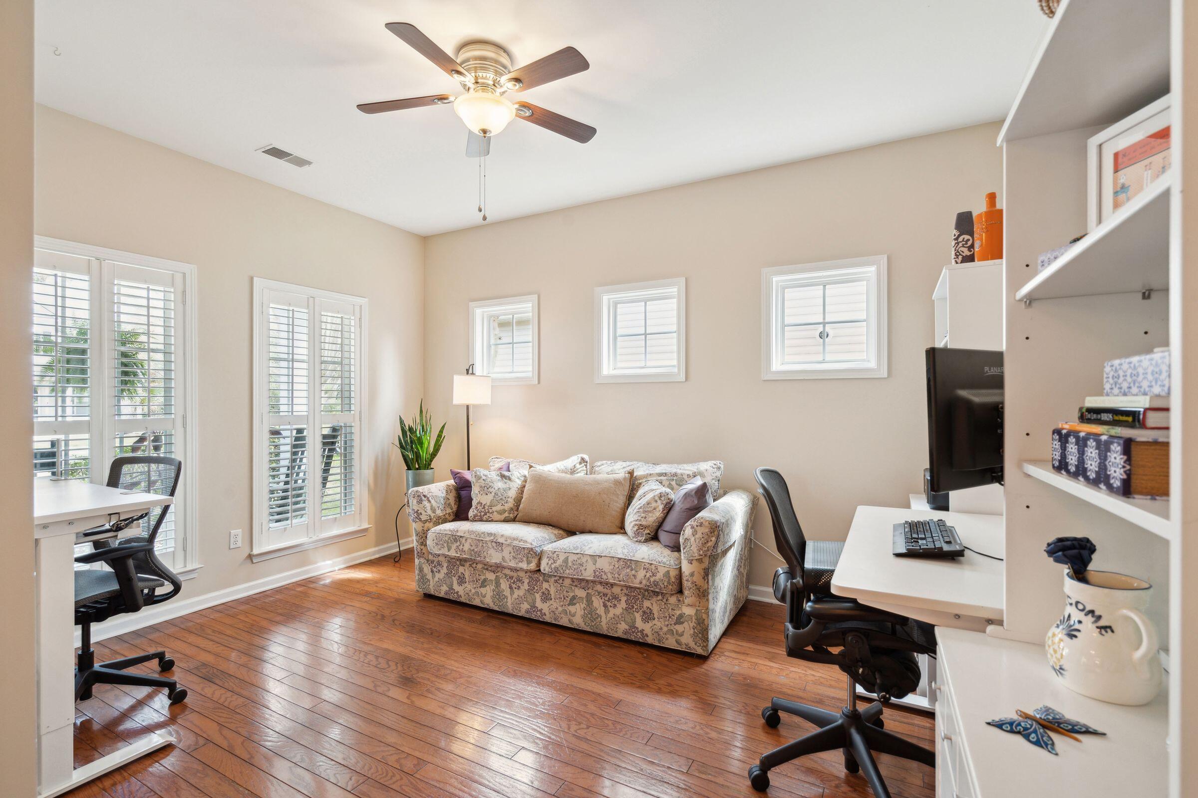 7503 Hawks Circle