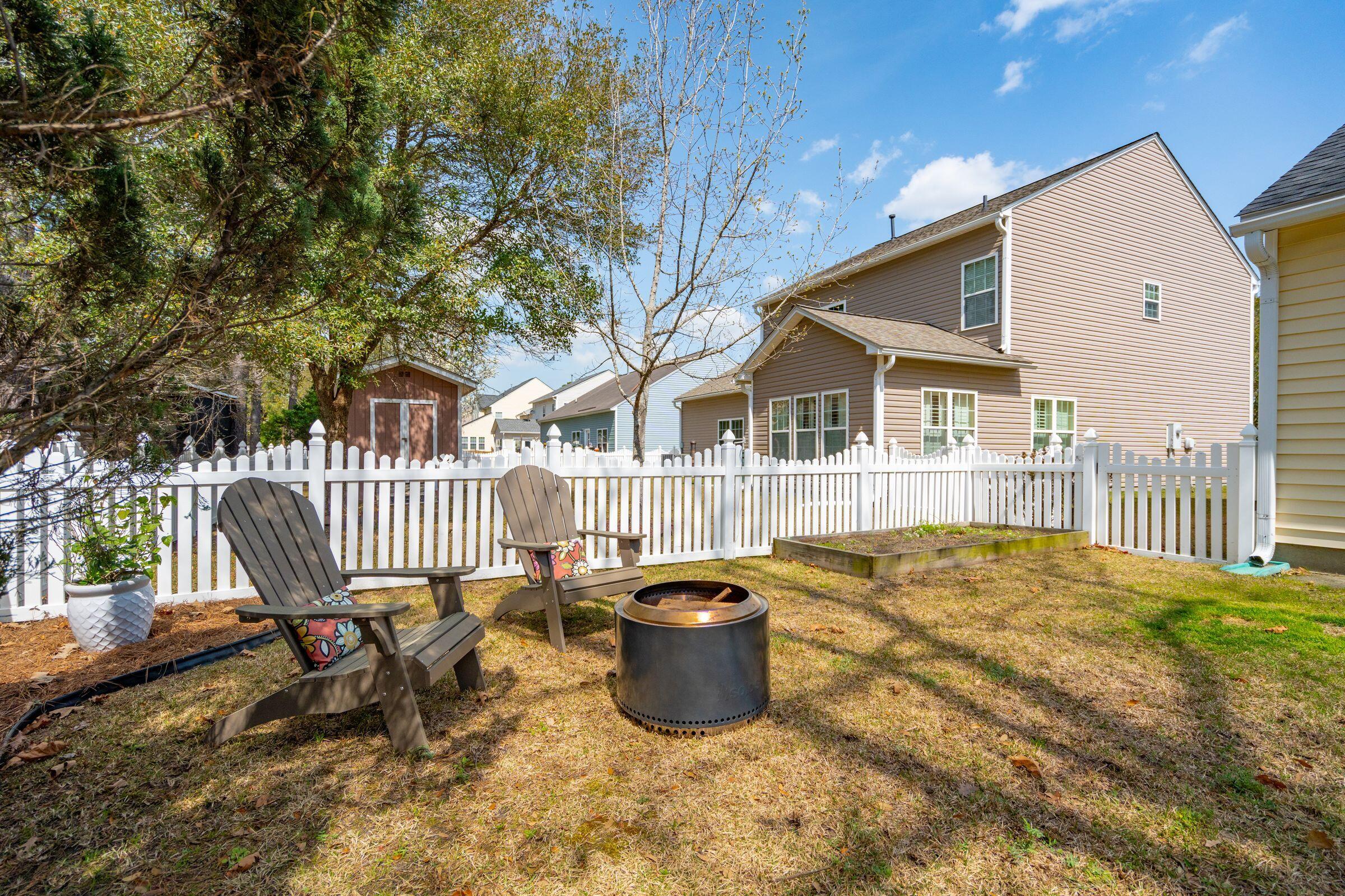 7503 Hawks Circle