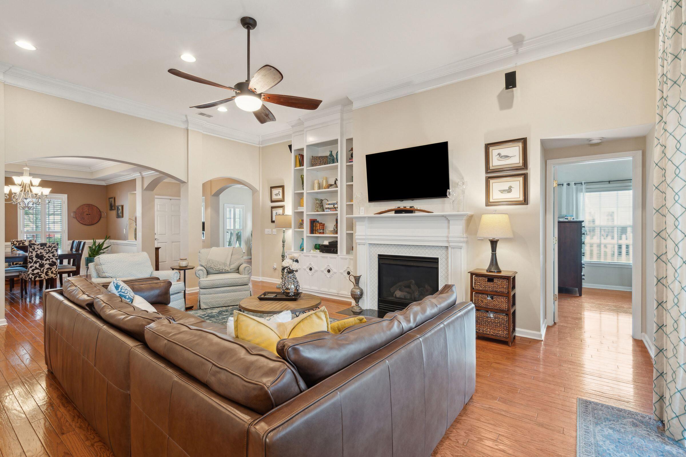 7503 Hawks Circle