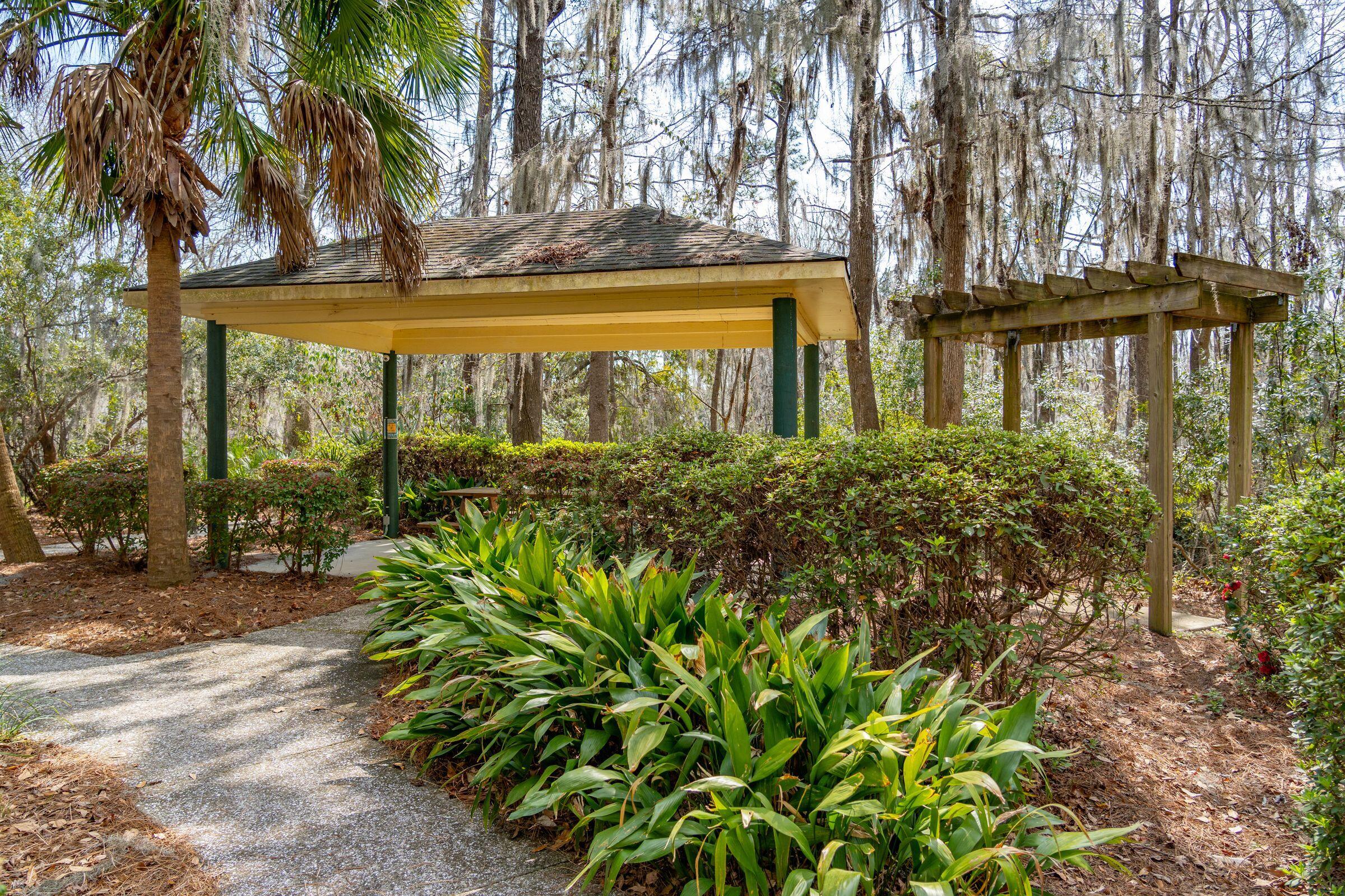 7503 Hawks Circle