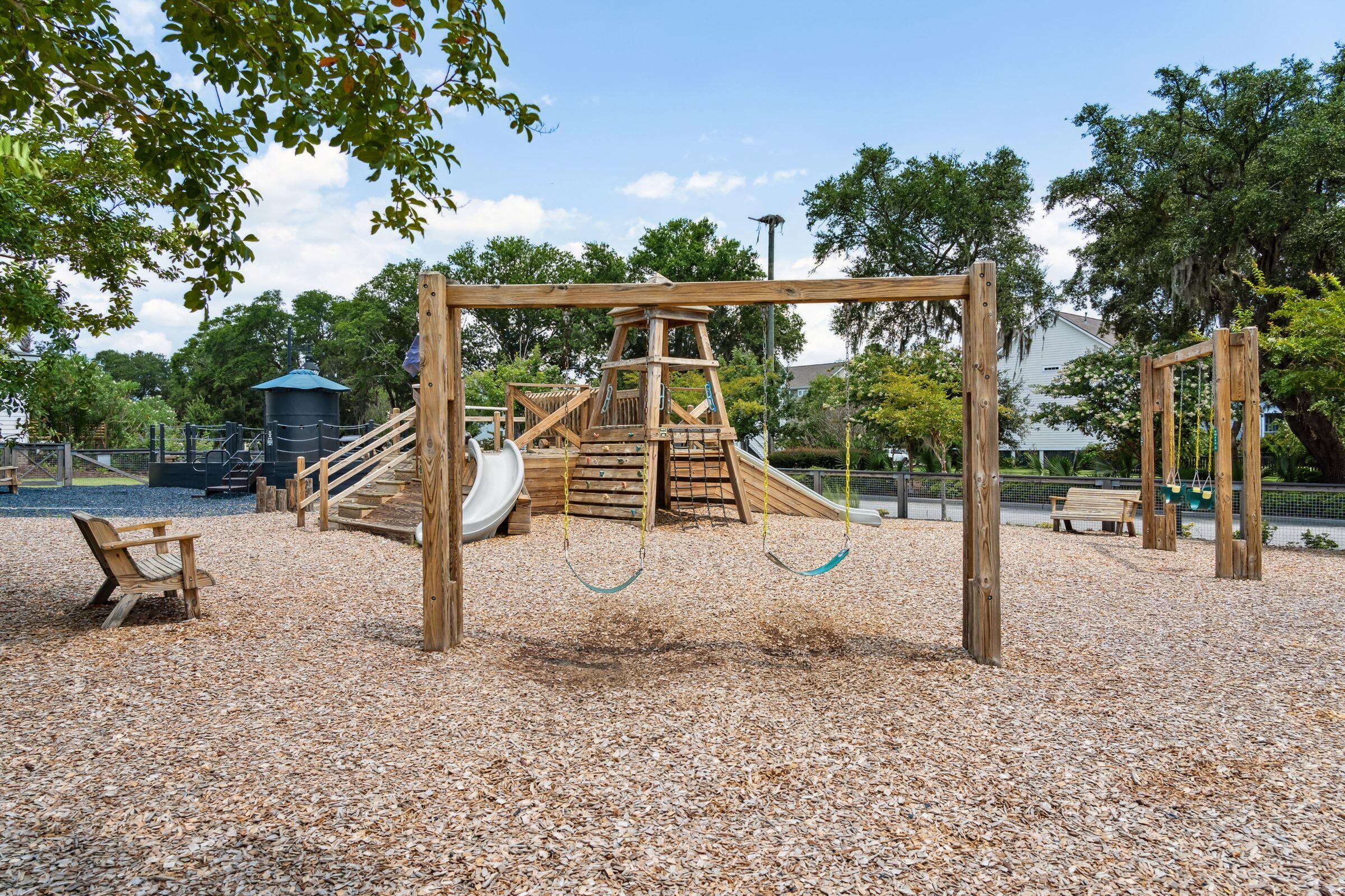 1644 Fort Palmetto Circle
