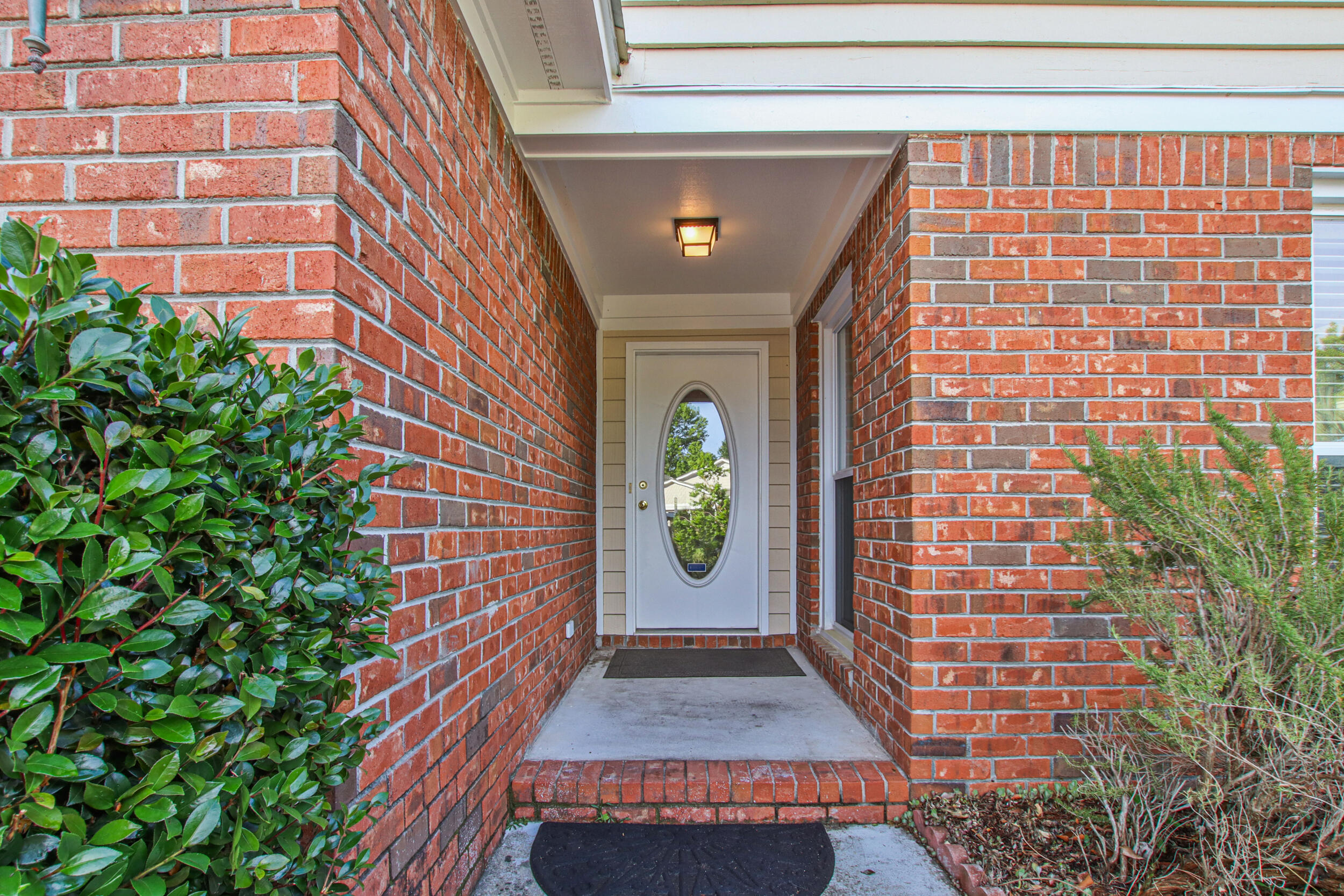 1668 Fairway Place Lane