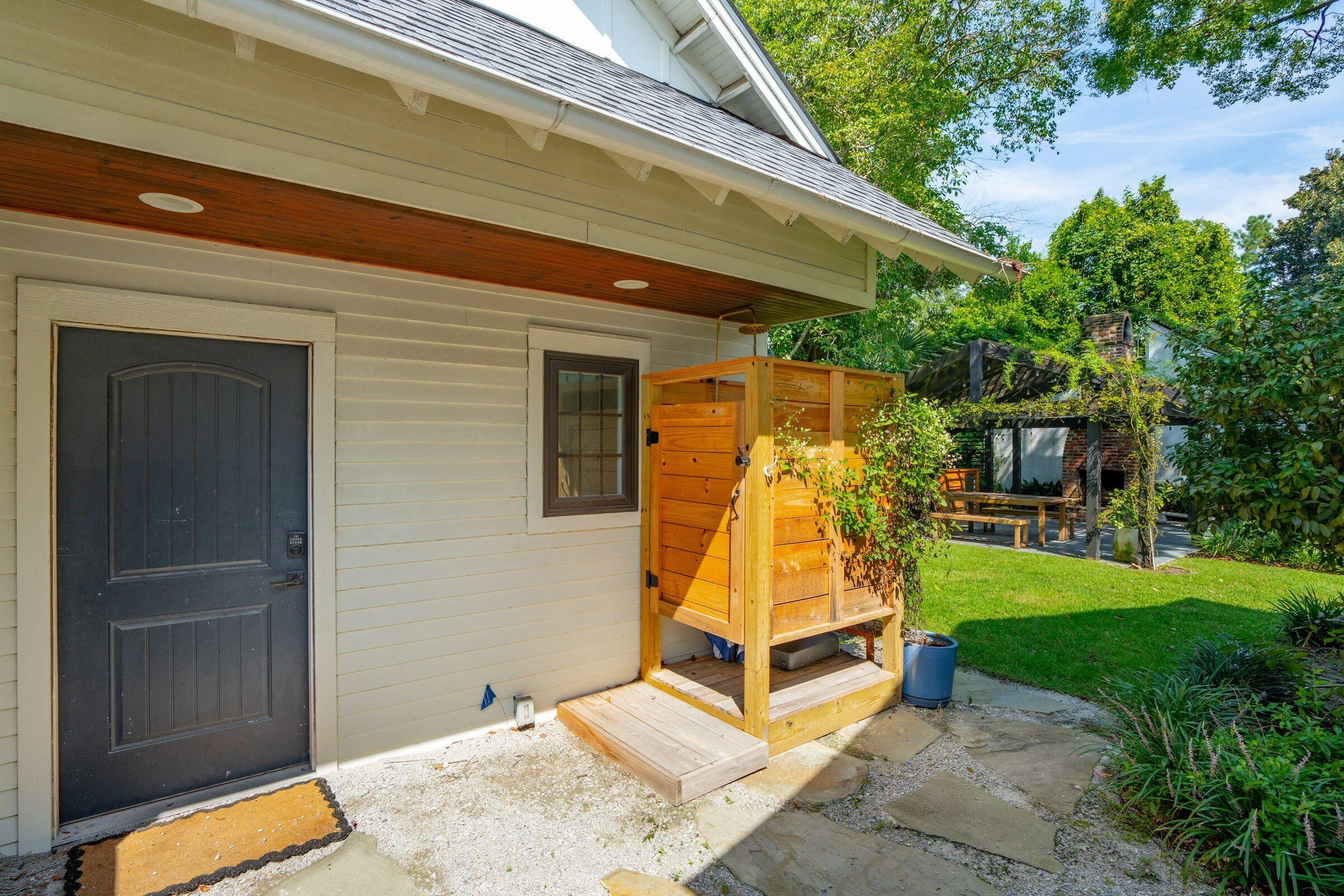 995 Ashley Avenue