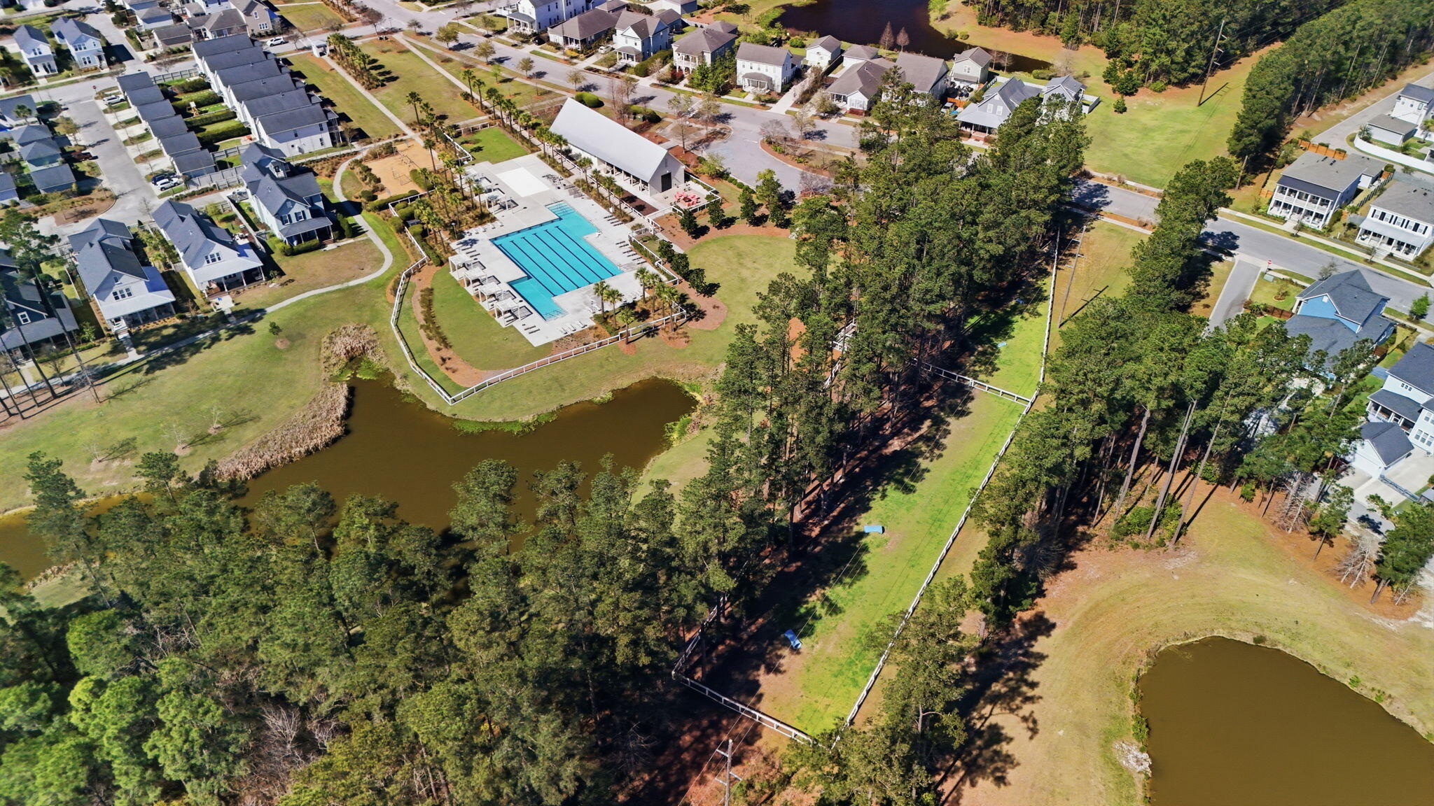 609 Heartwood Lane