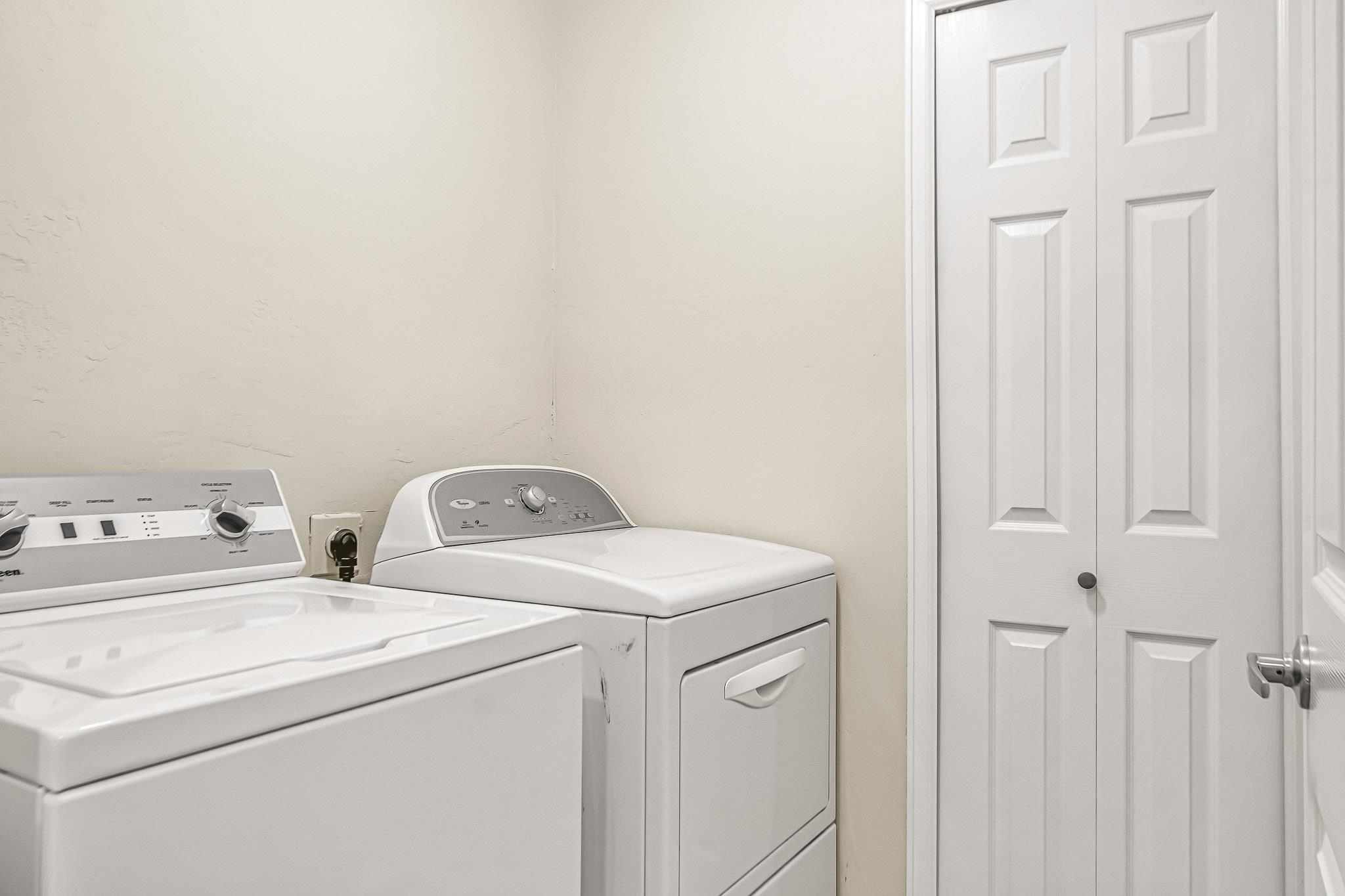 1291 E Carolina Avenue