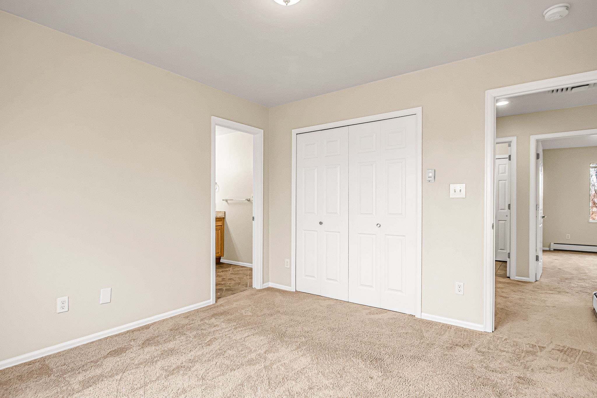 1291 E Carolina Avenue