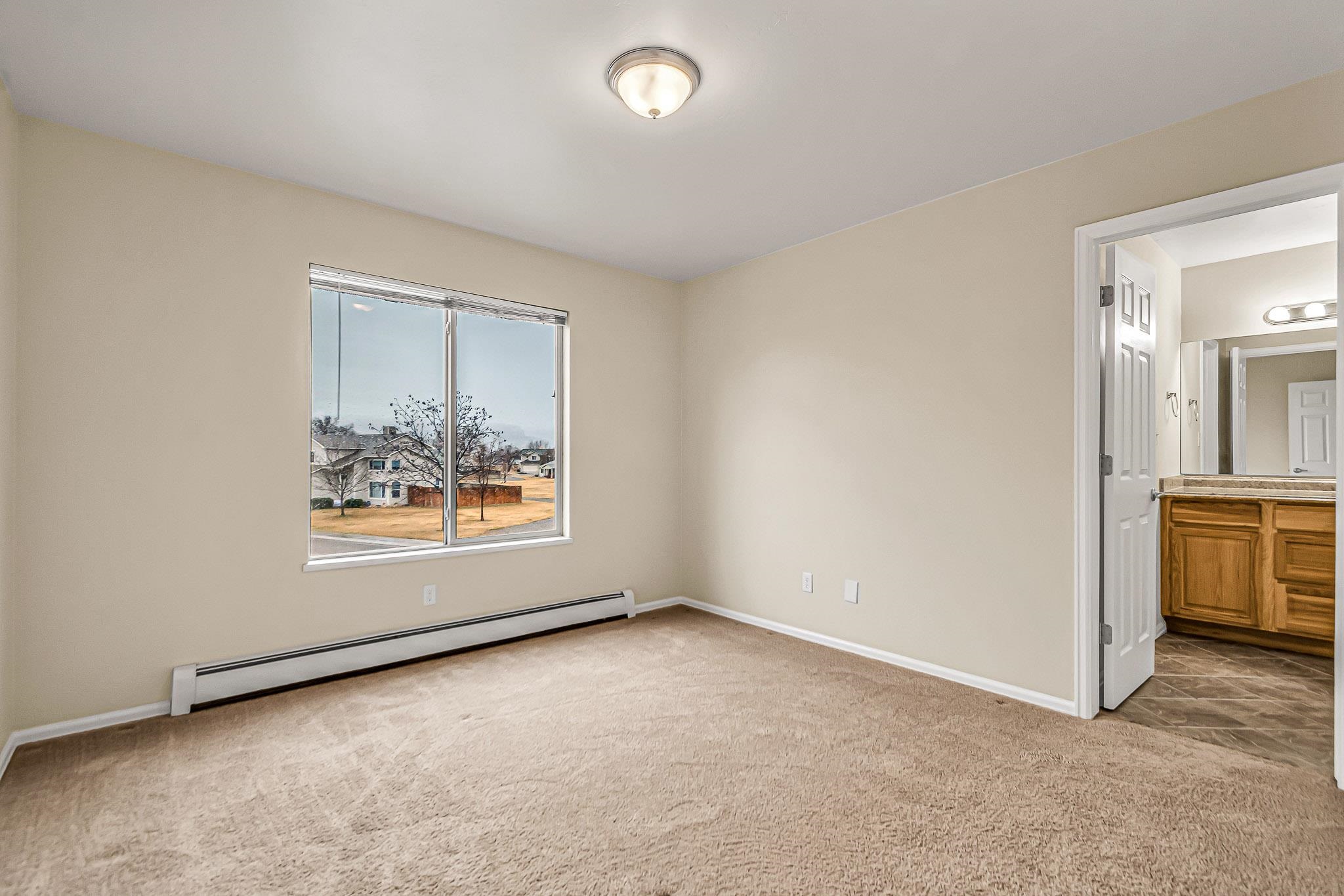 1291 E Carolina Avenue