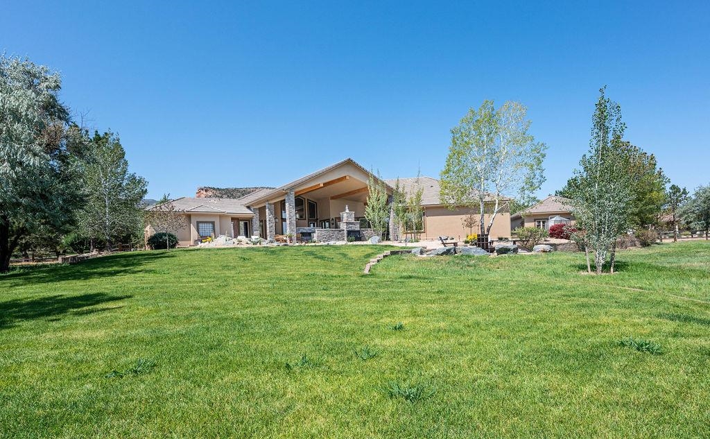 725 Curecanti Circle