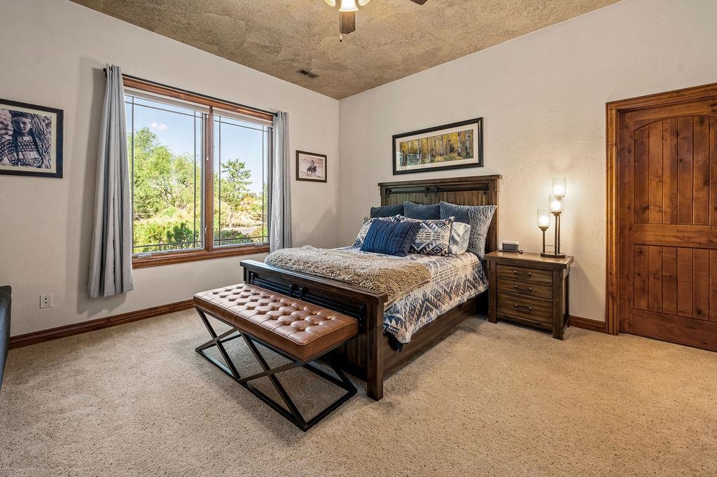 725 Curecanti Circle