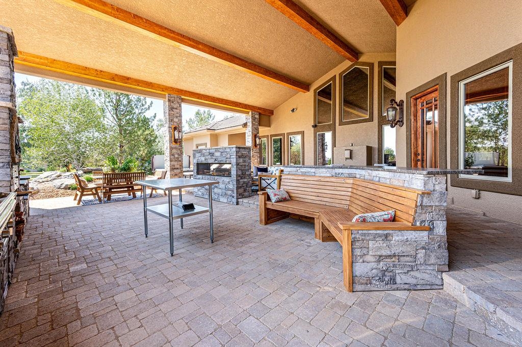 725 Curecanti Circle